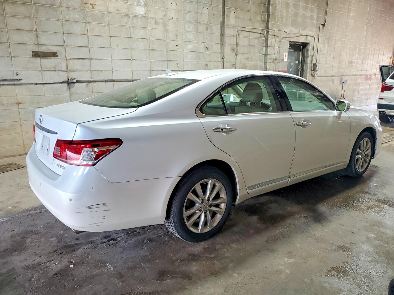 2012 Lexus Es 350 White vin: JTHBK1EG3C2472974