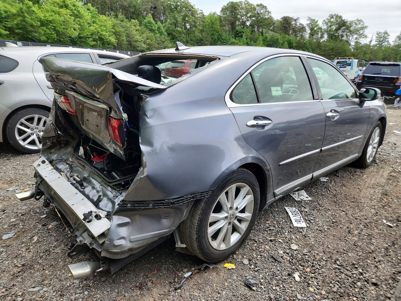 2012 Lexus Es 350 Silver vin: JTHBK1EG3C2474840