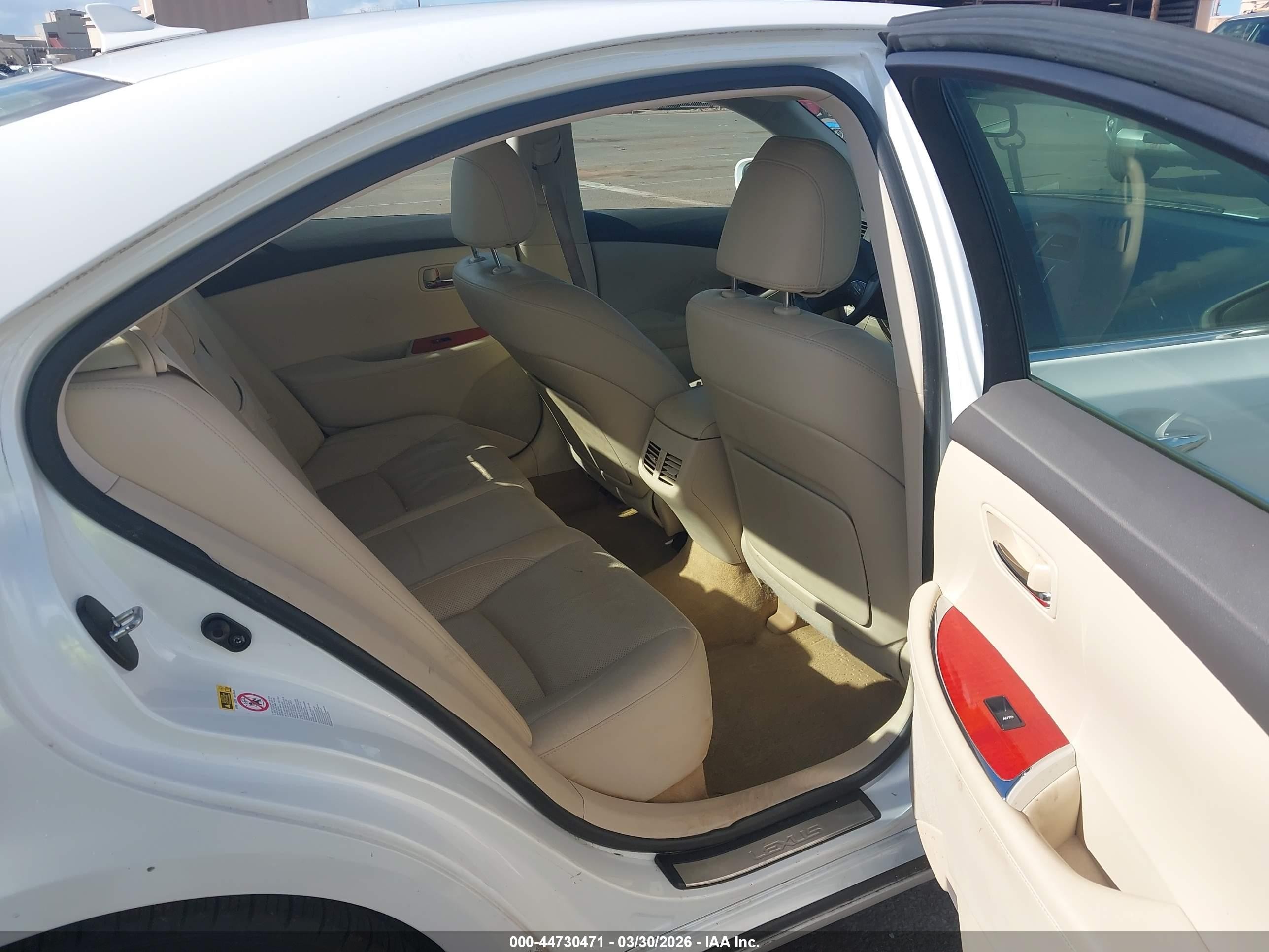 2012 Lexus Es 350 White vin: JTHBK1EG3C2475132