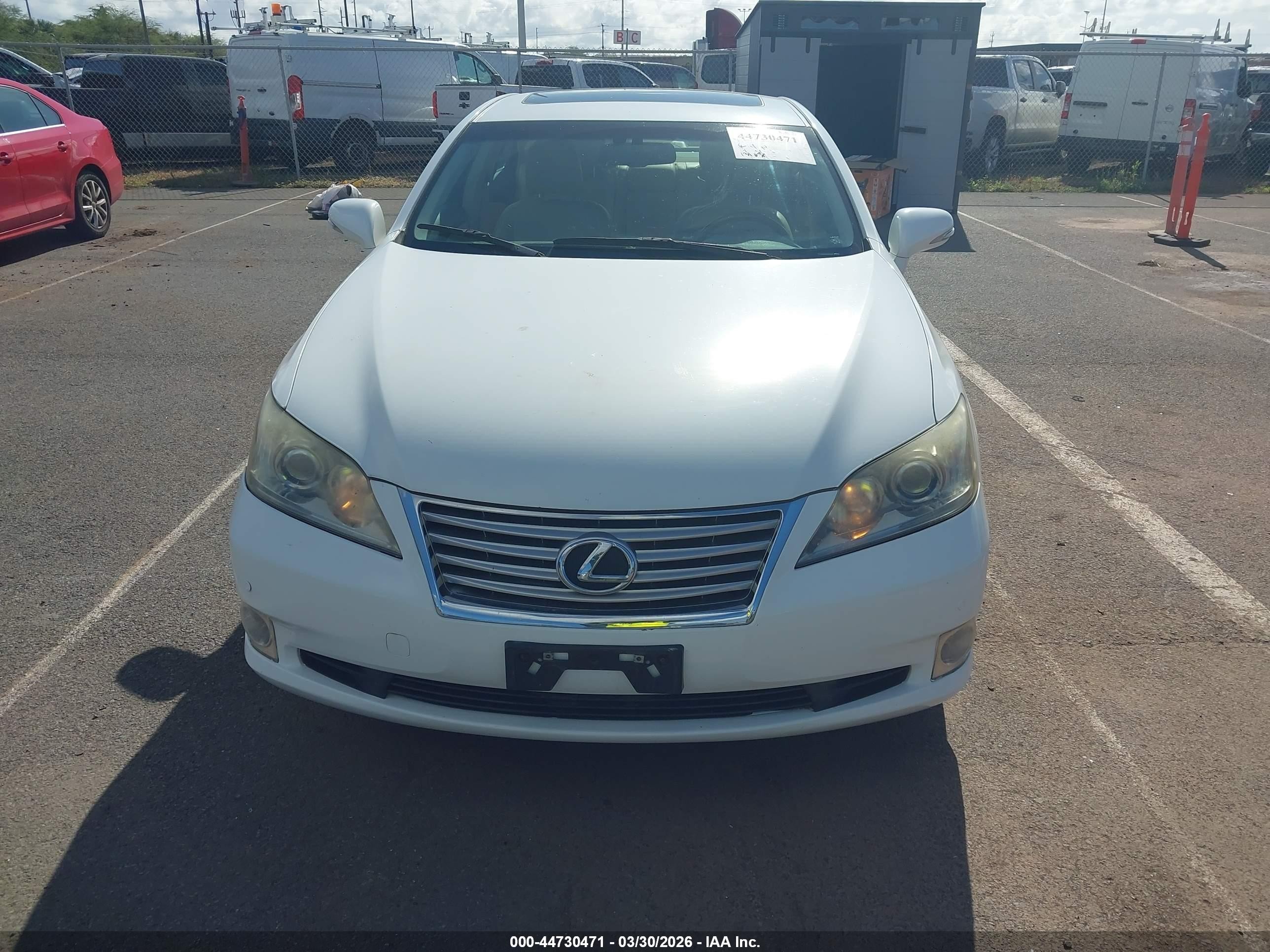 2012 Lexus Es 350 White vin: JTHBK1EG3C2475132