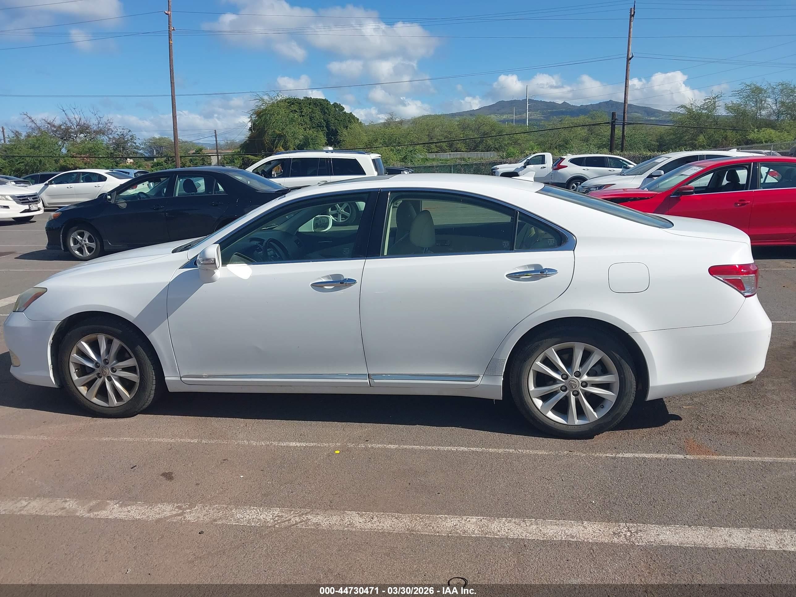 2012 Lexus Es 350 White vin: JTHBK1EG3C2475132