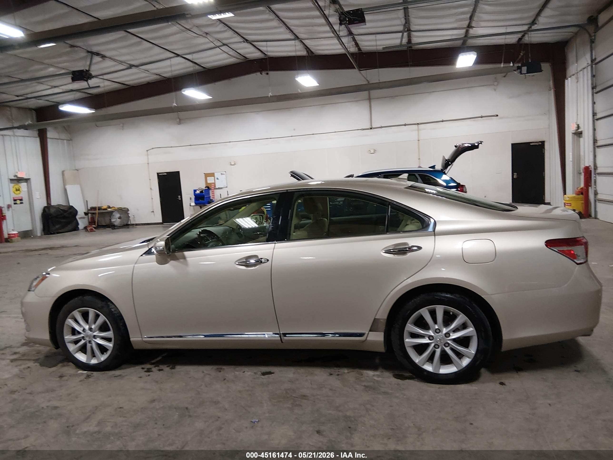 2012 Lexus Es 350   Gold vin: JTHBK1EG3C2500532