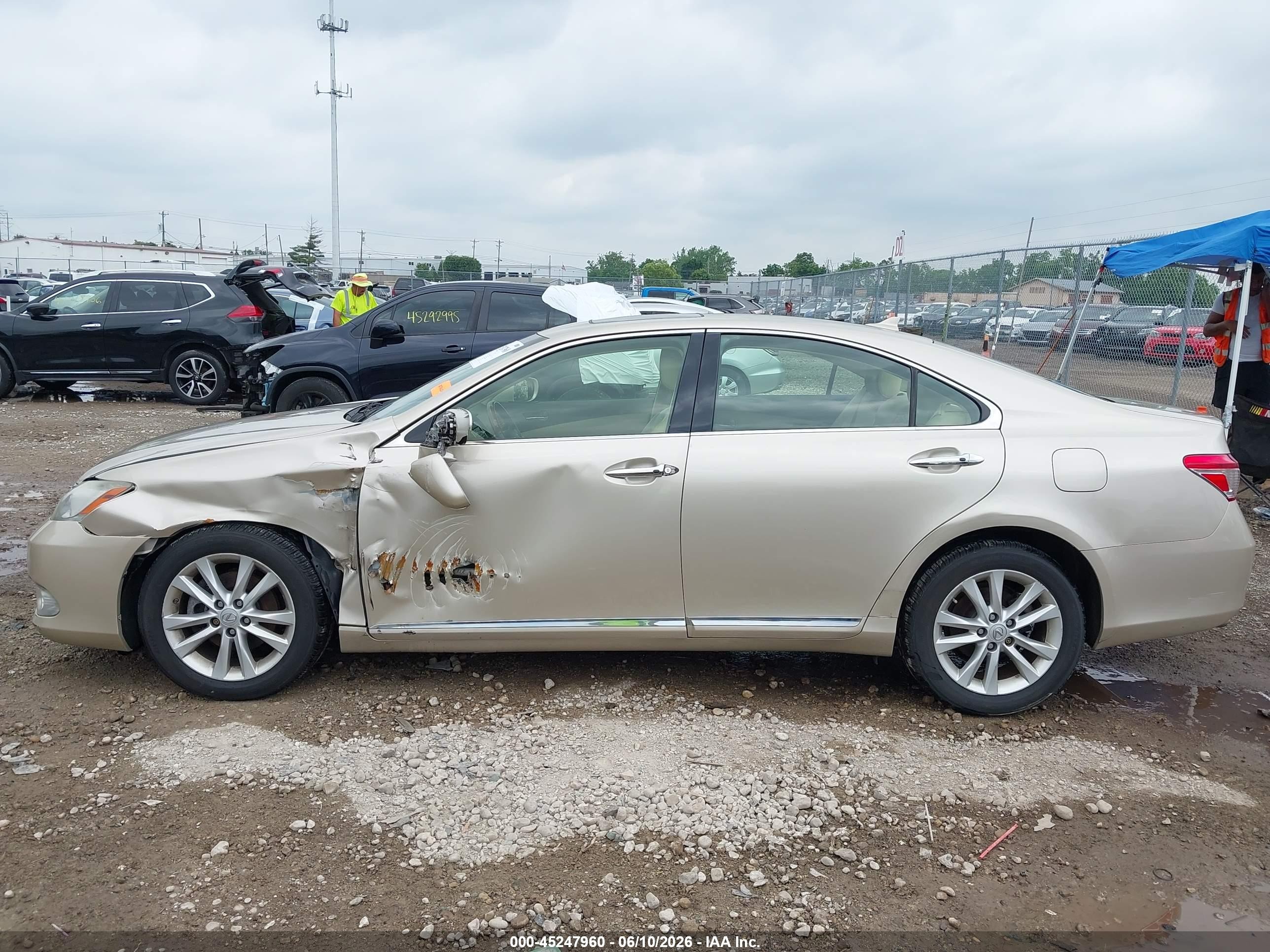 2012 Lexus Es 350   Tan vin: JTHBK1EG3C2504225