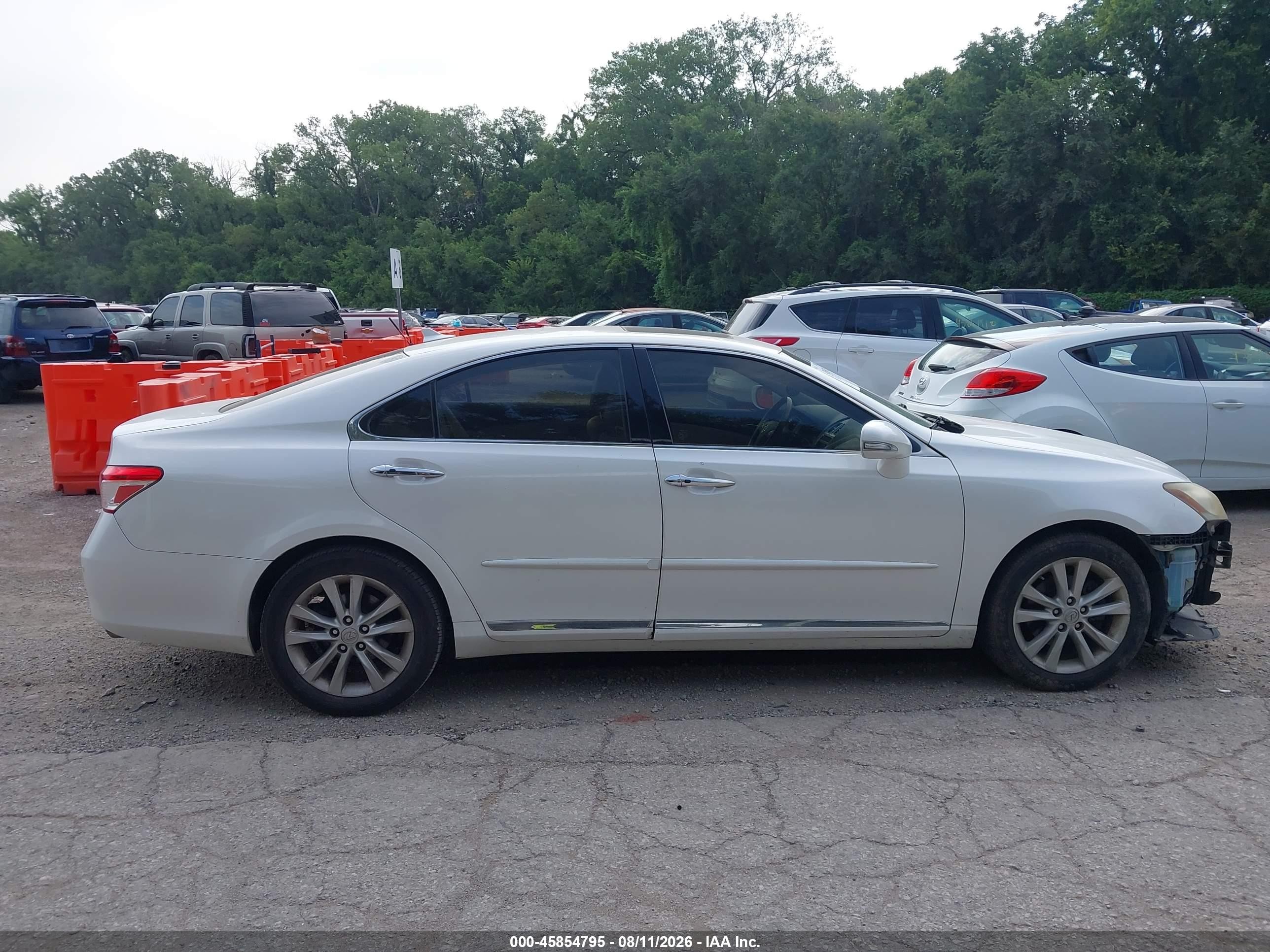 2012 Lexus Es 350   White vin: JTHBK1EG3C2505097