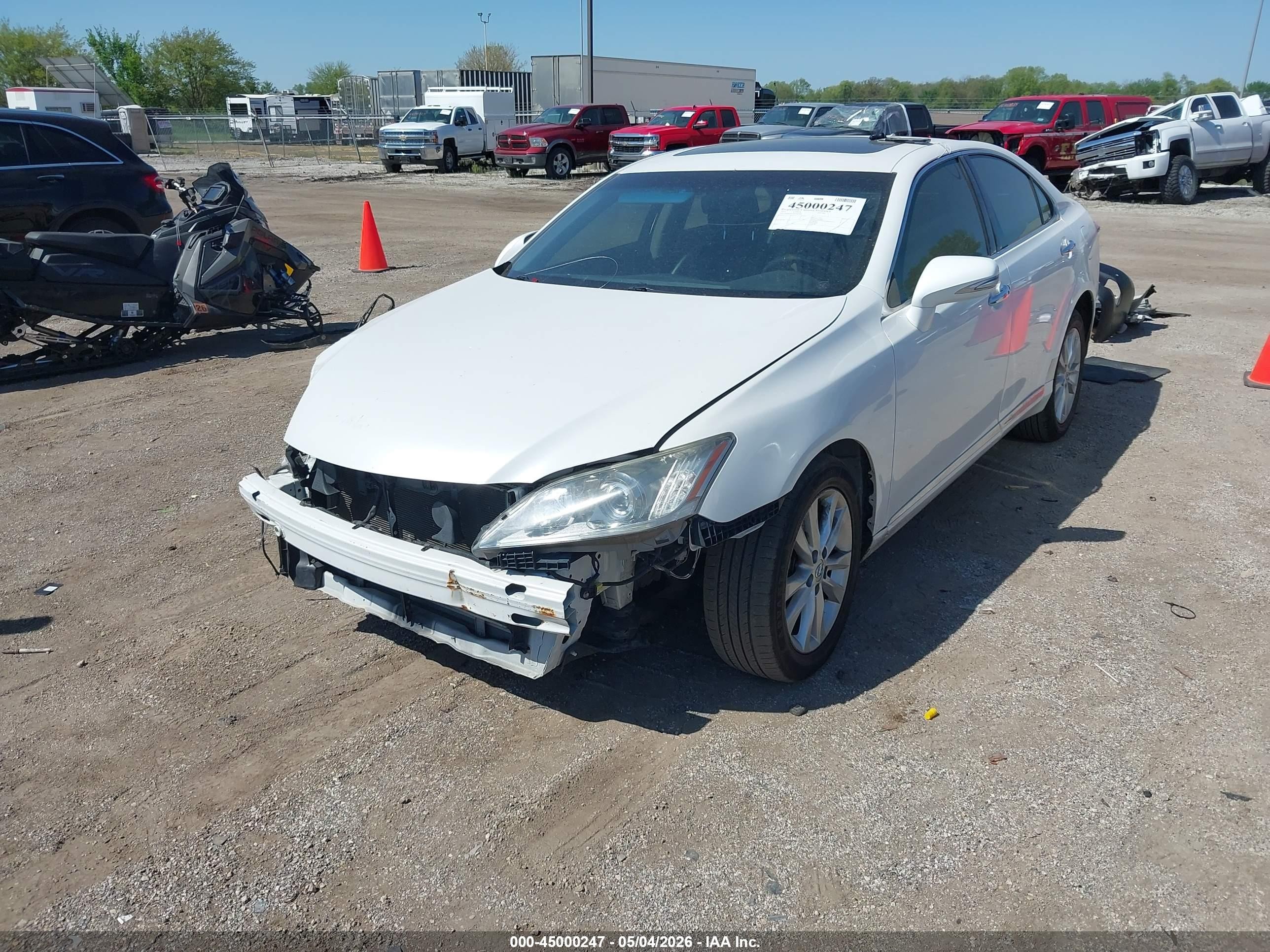 2012 Lexus Es 350   White vin: JTHBK1EG3C2506590