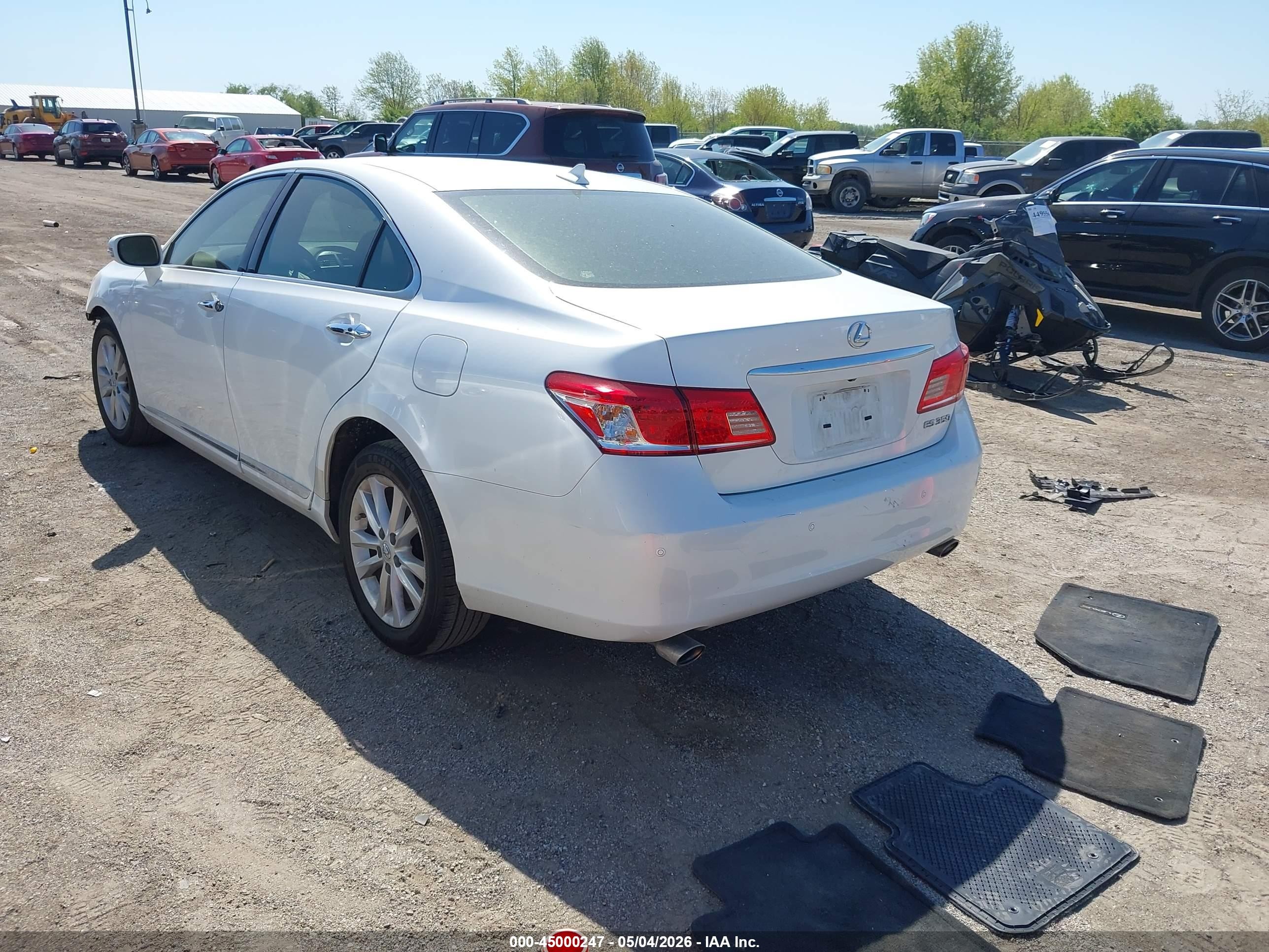 2012 Lexus Es 350   White vin: JTHBK1EG3C2506590