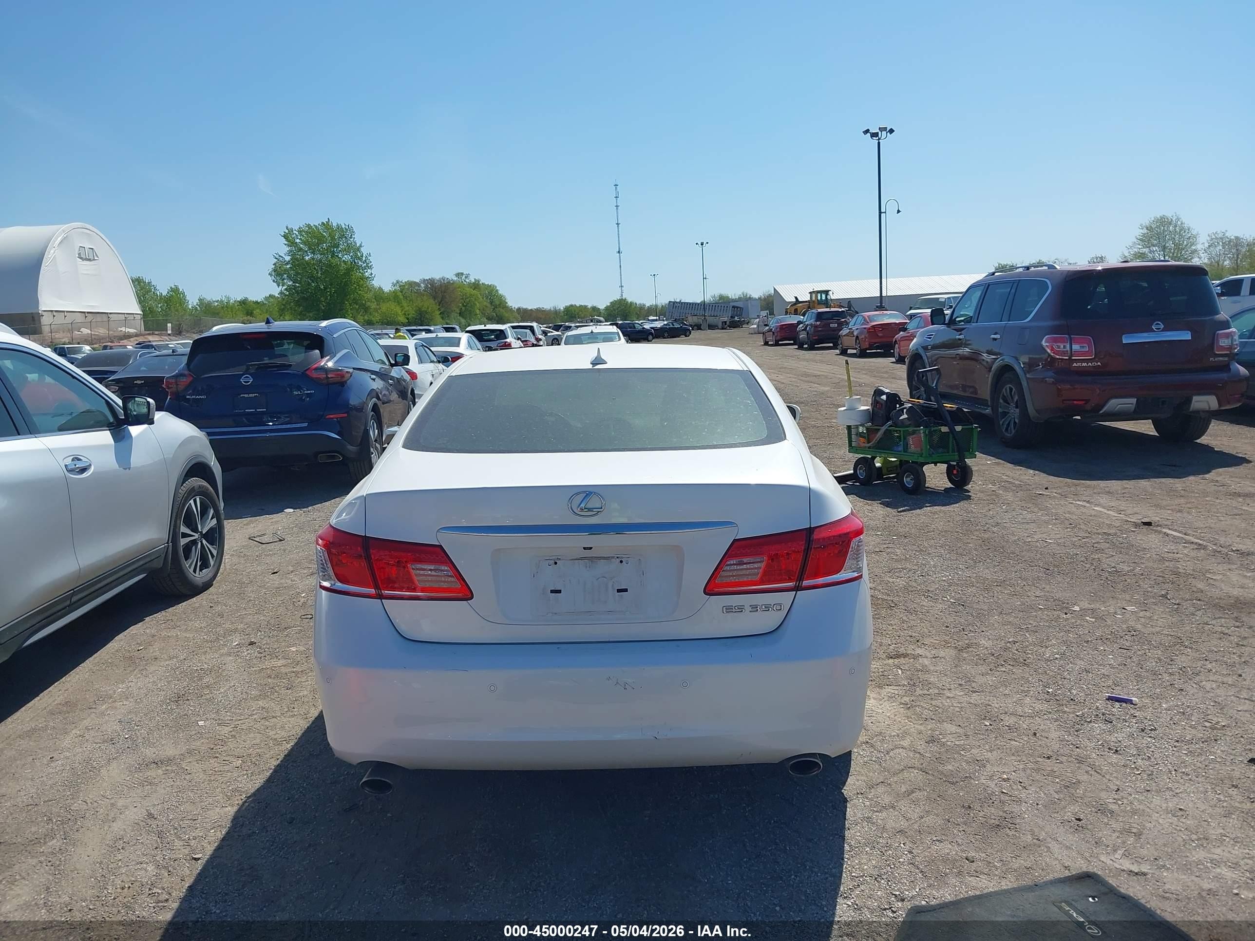 2012 Lexus Es 350   White vin: JTHBK1EG3C2506590