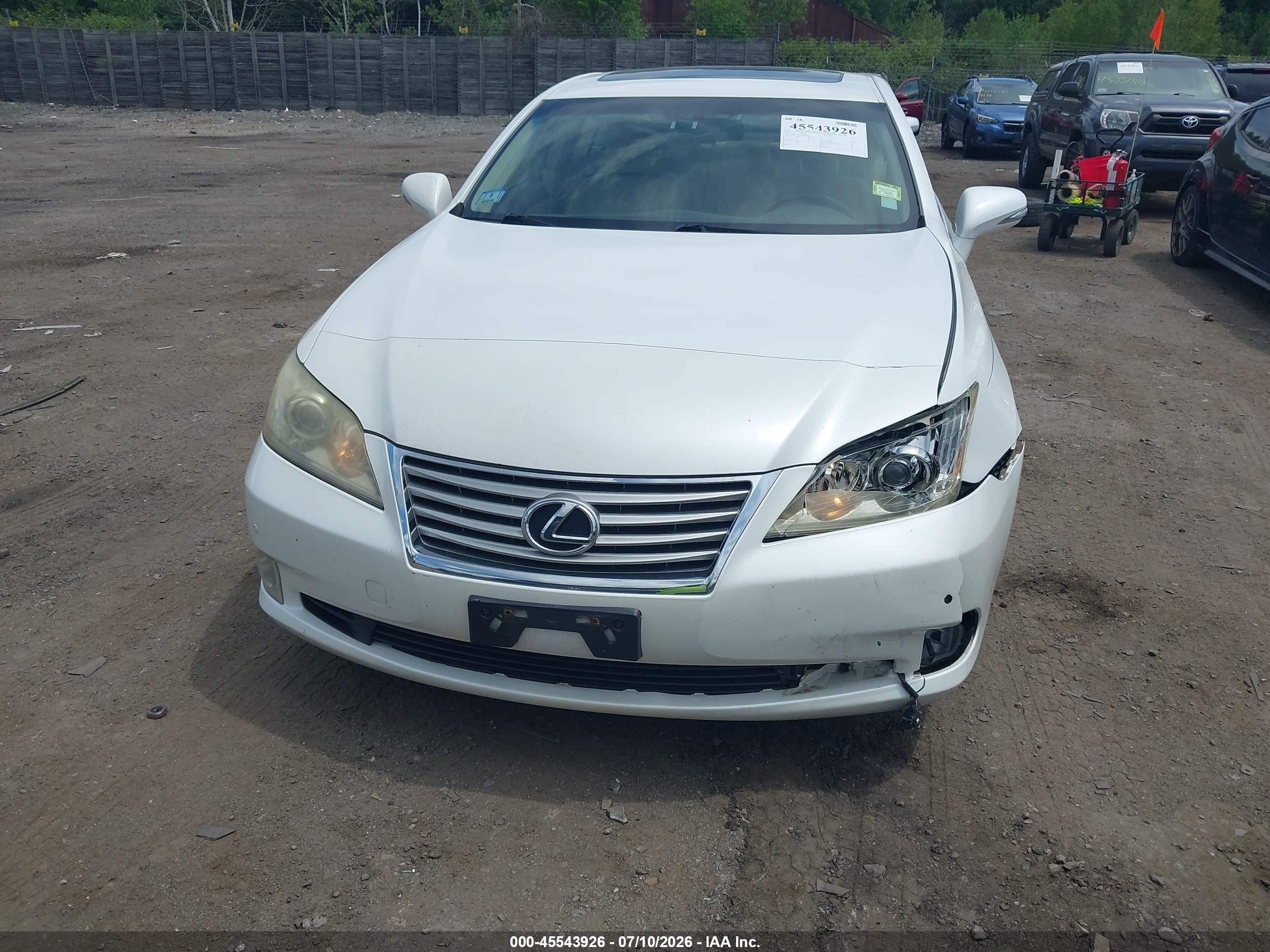 2012 Lexus Es 350   White vin: JTHBK1EG3C2508016