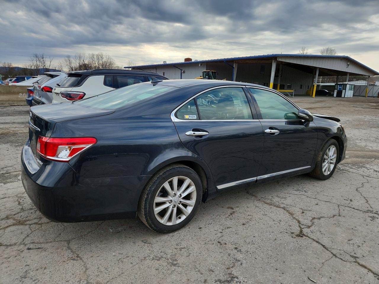 2010 Lexus Es 350 Base Gray vin: JTHBK1EG4A2373352