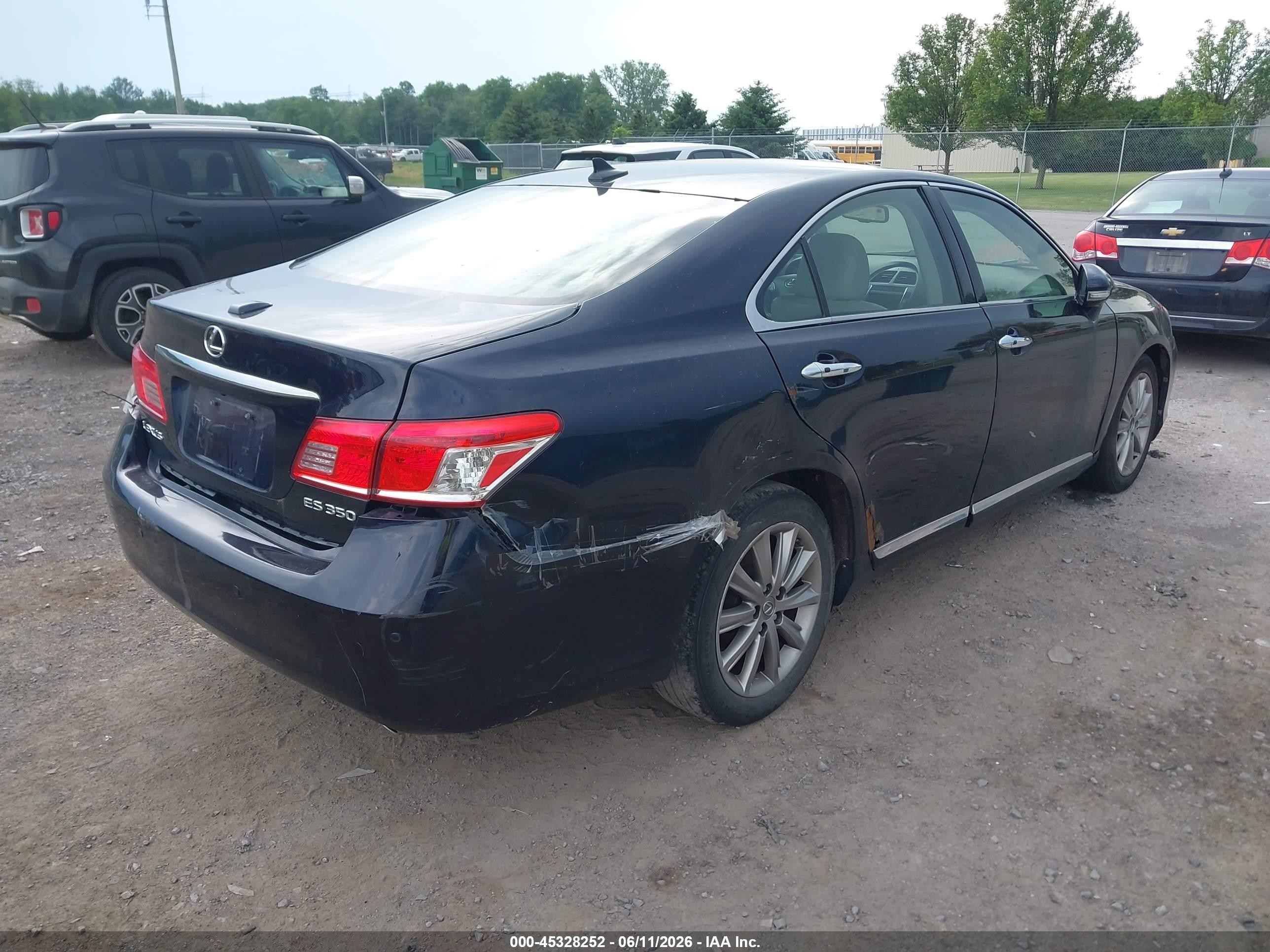 2010 Lexus Es 350   Blue vin: JTHBK1EG4A2393438