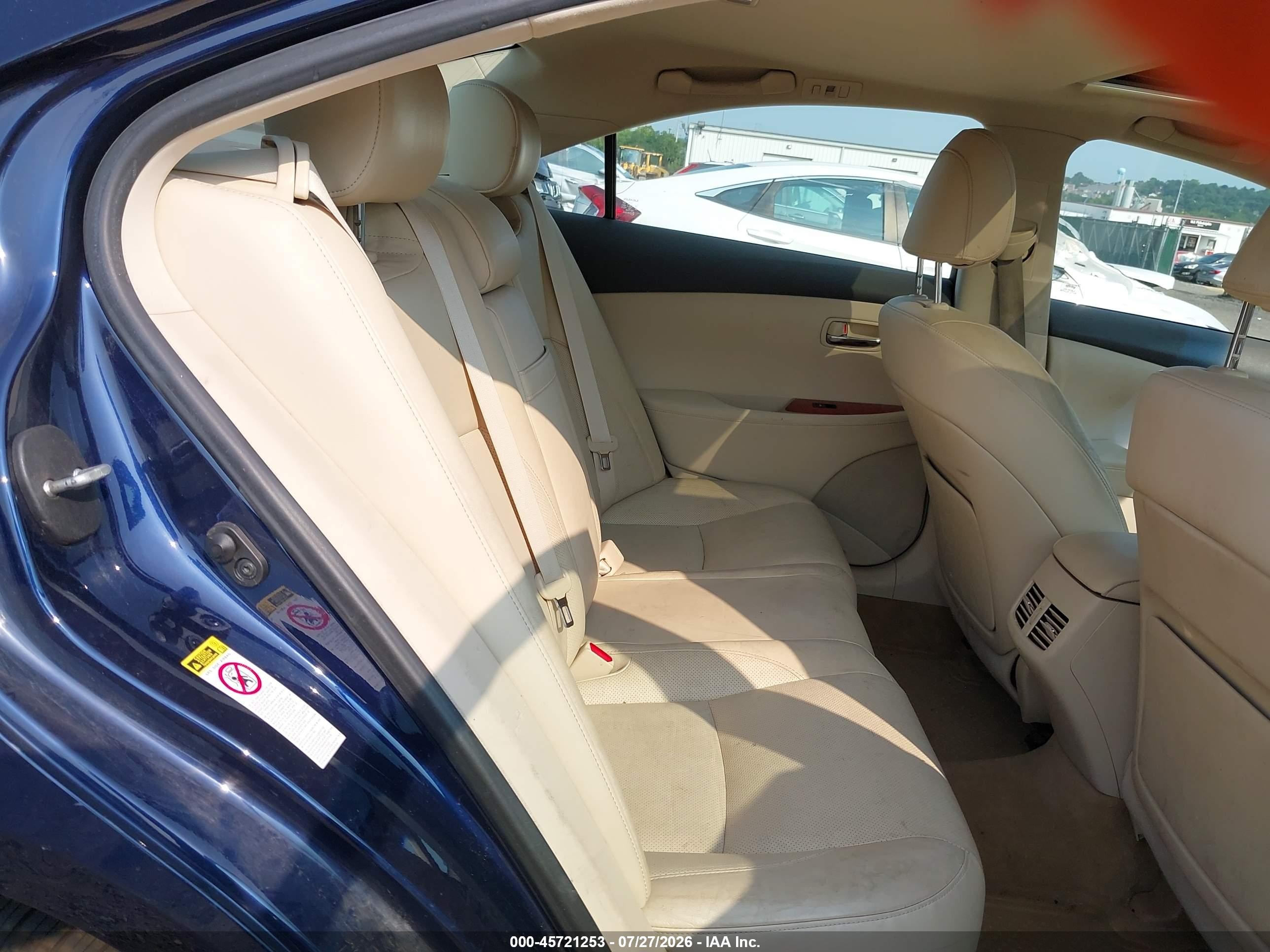 2011 Lexus Es 350 Blue vin: JTHBK1EG4B2441019