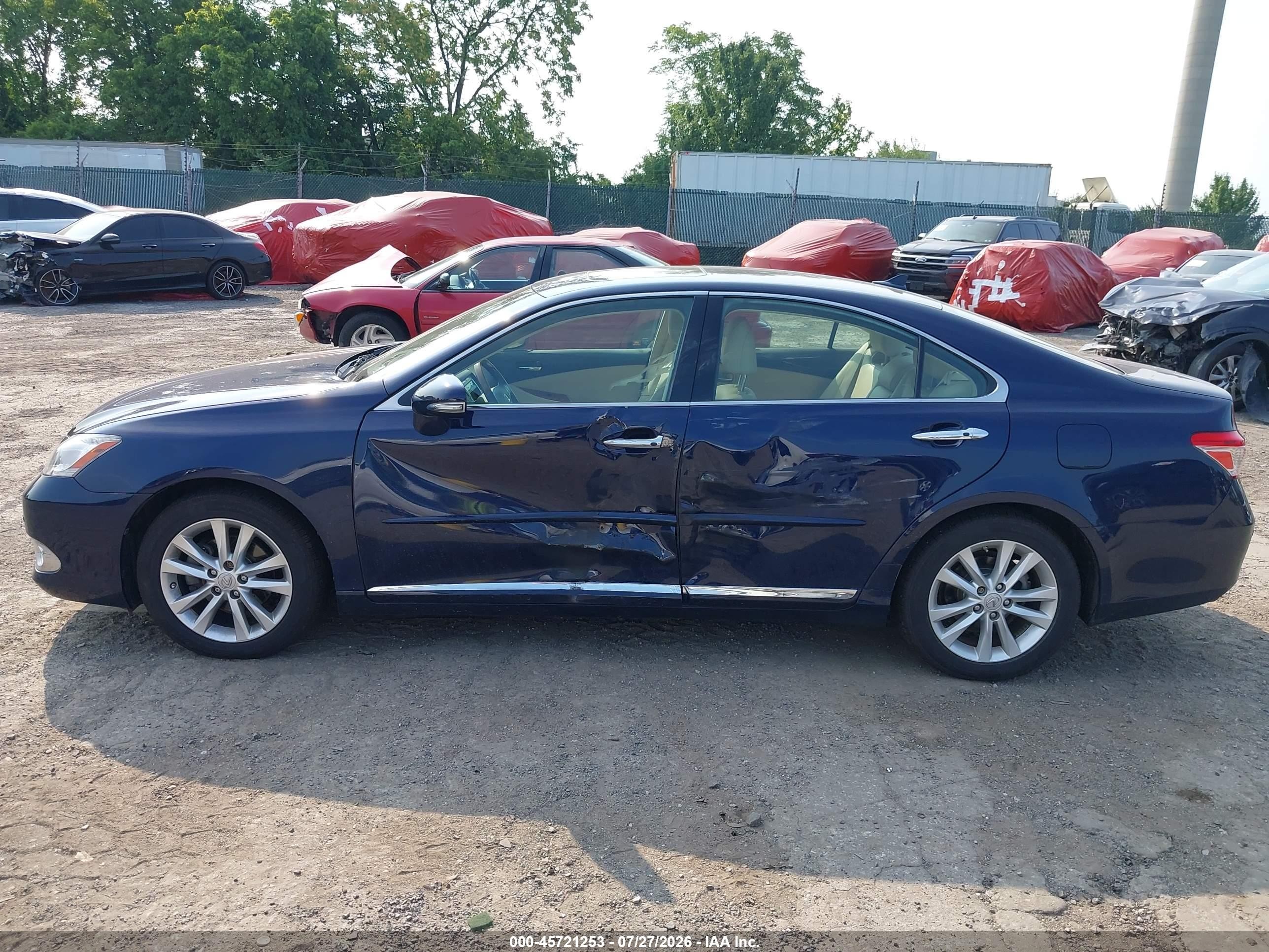 2011 Lexus Es 350 Blue vin: JTHBK1EG4B2441019