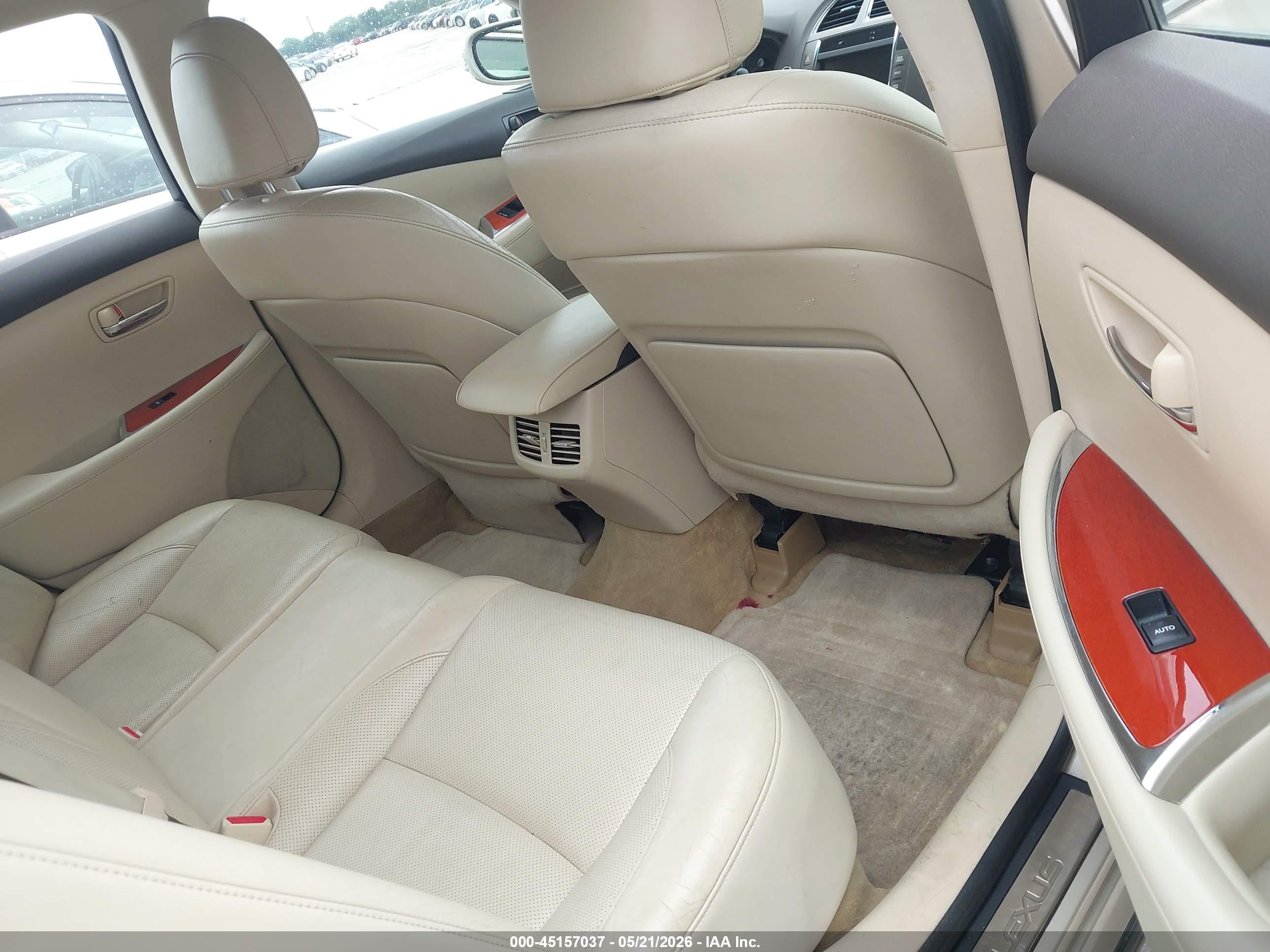 2011 Lexus Es 350   Gold vin: JTHBK1EG4B2449363
