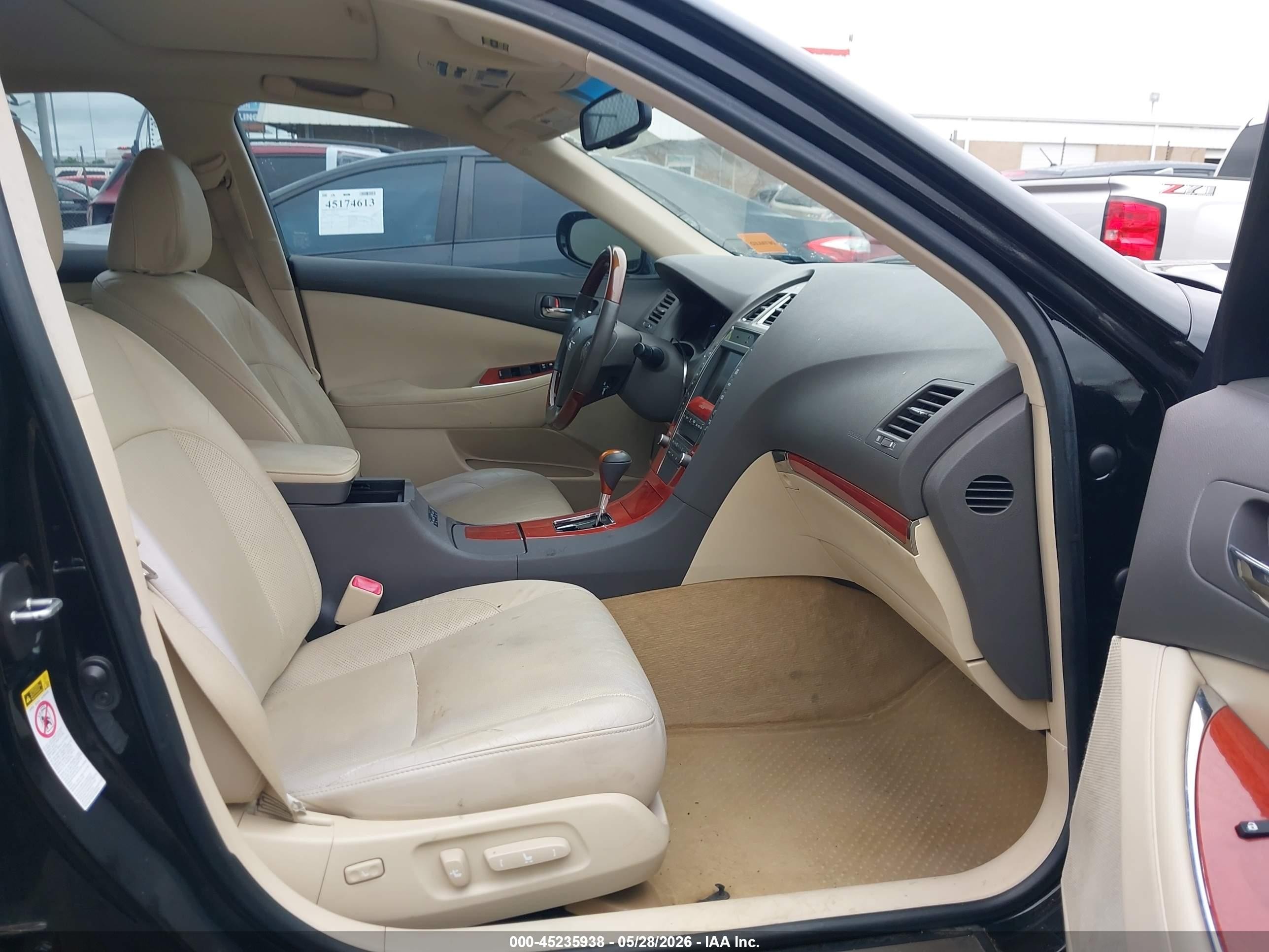 2011 Lexus Es 350   Black vin: JTHBK1EG4B2454286
