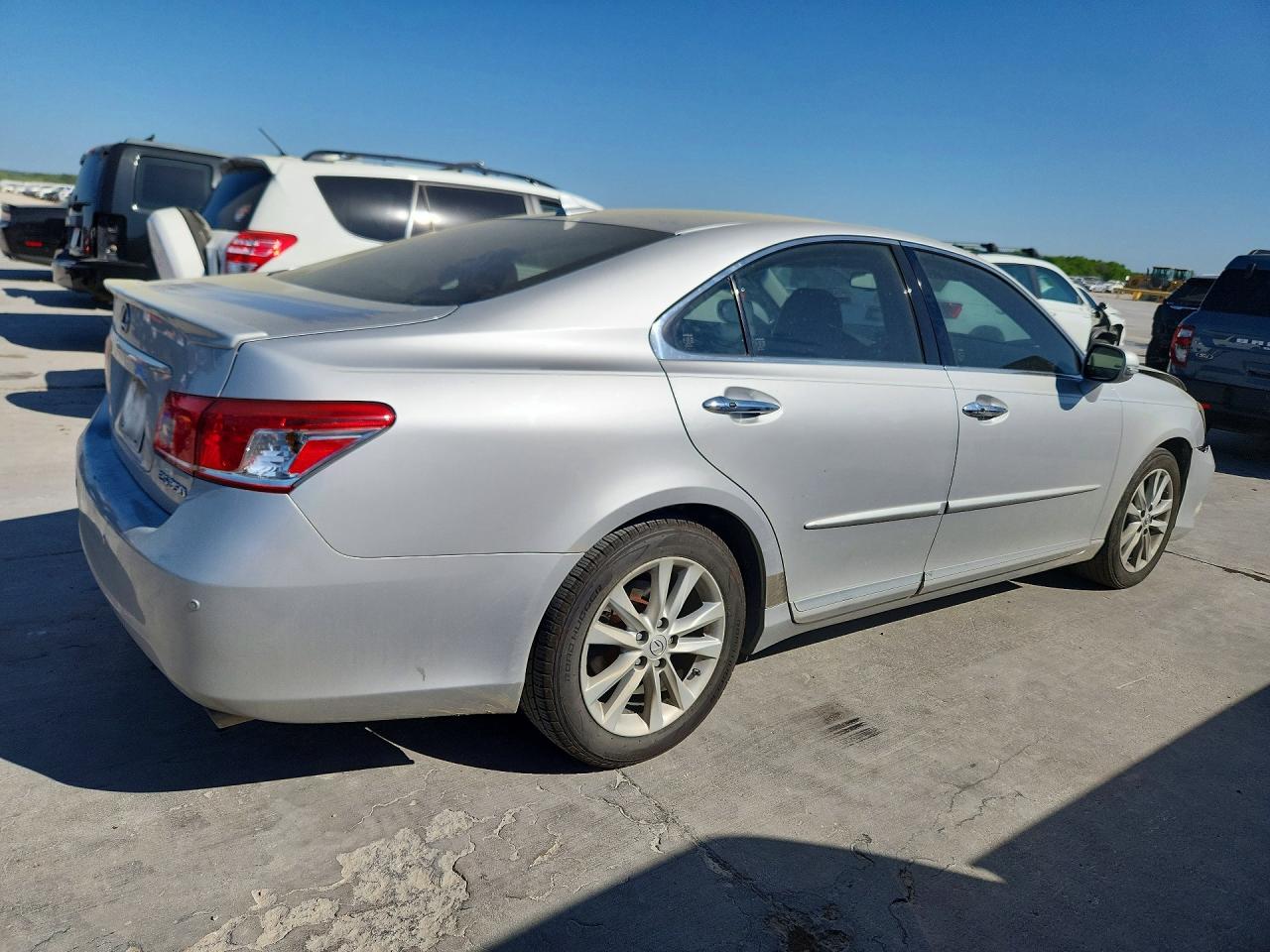 2011 Lexus Es 350 Base Silver vin: JTHBK1EG4B2454501