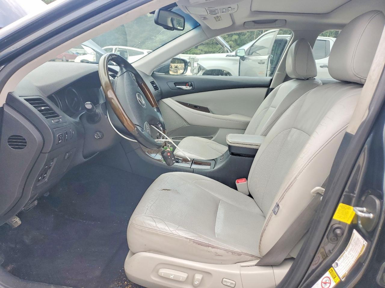 2011 Lexus Es 350 Черный vin: JTHBK1EG4B2460797
