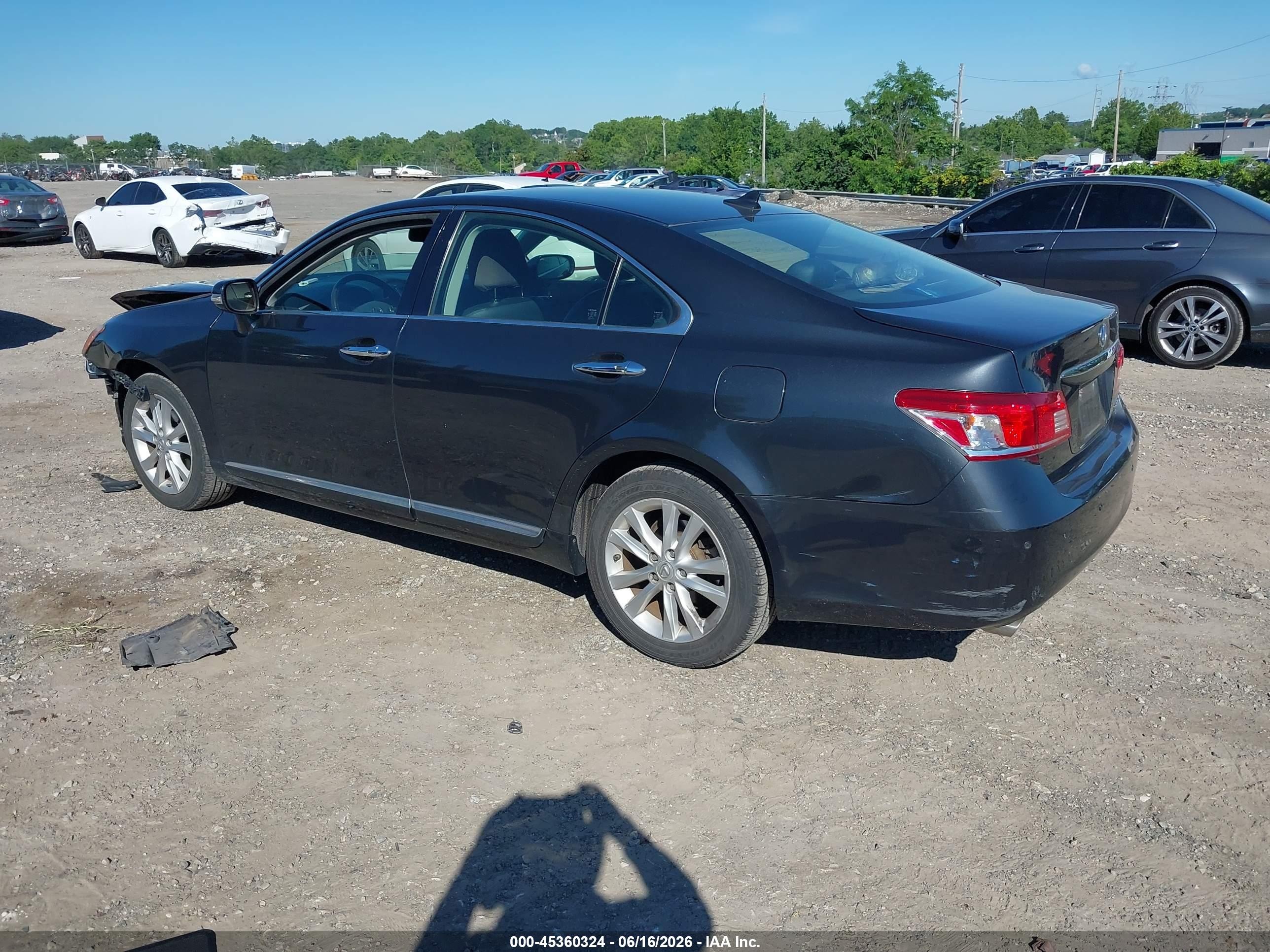 2011 Lexus Es 350   Gray vin: JTHBK1EG4B2462470
