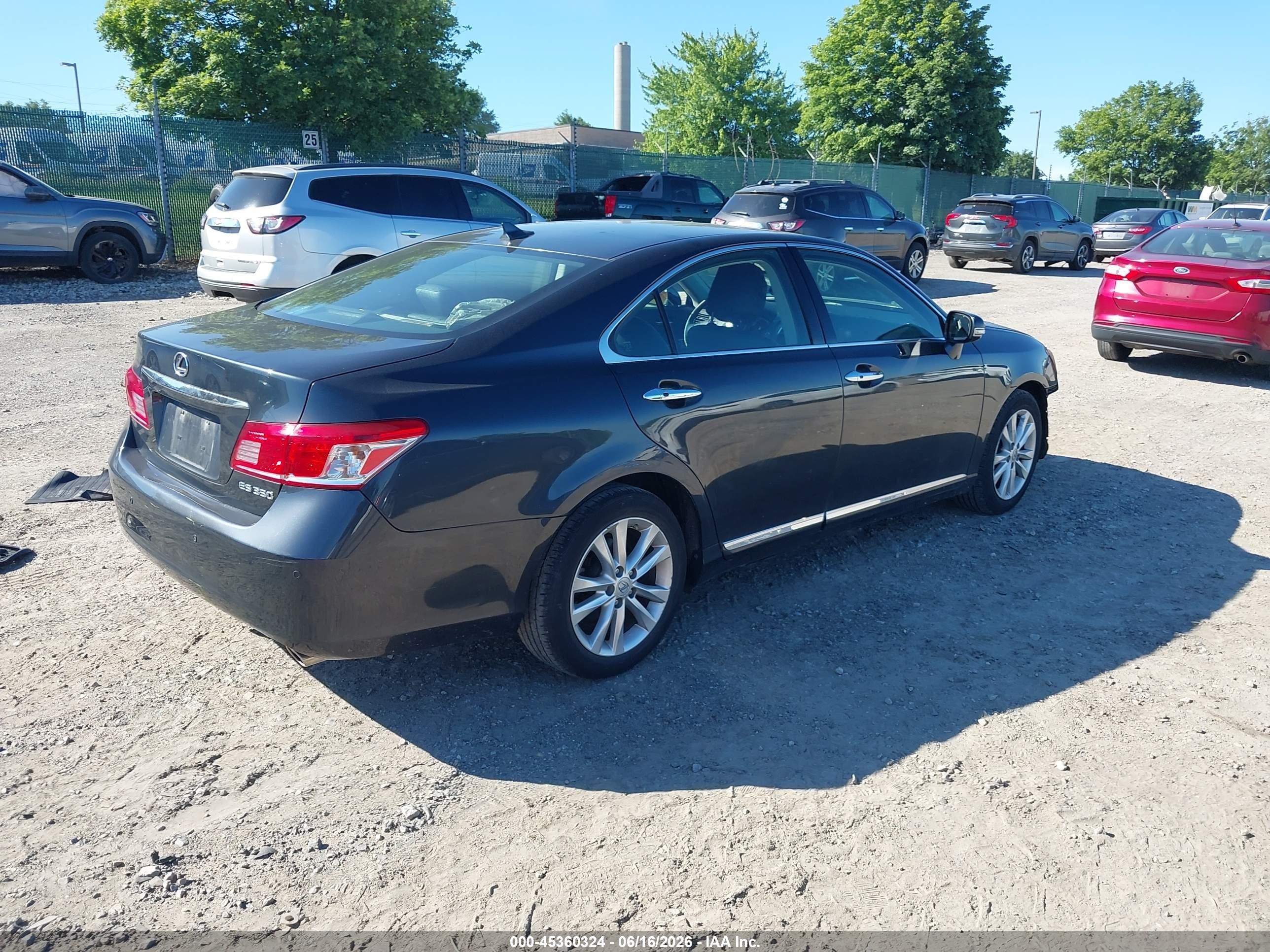 2011 Lexus Es 350   Gray vin: JTHBK1EG4B2462470