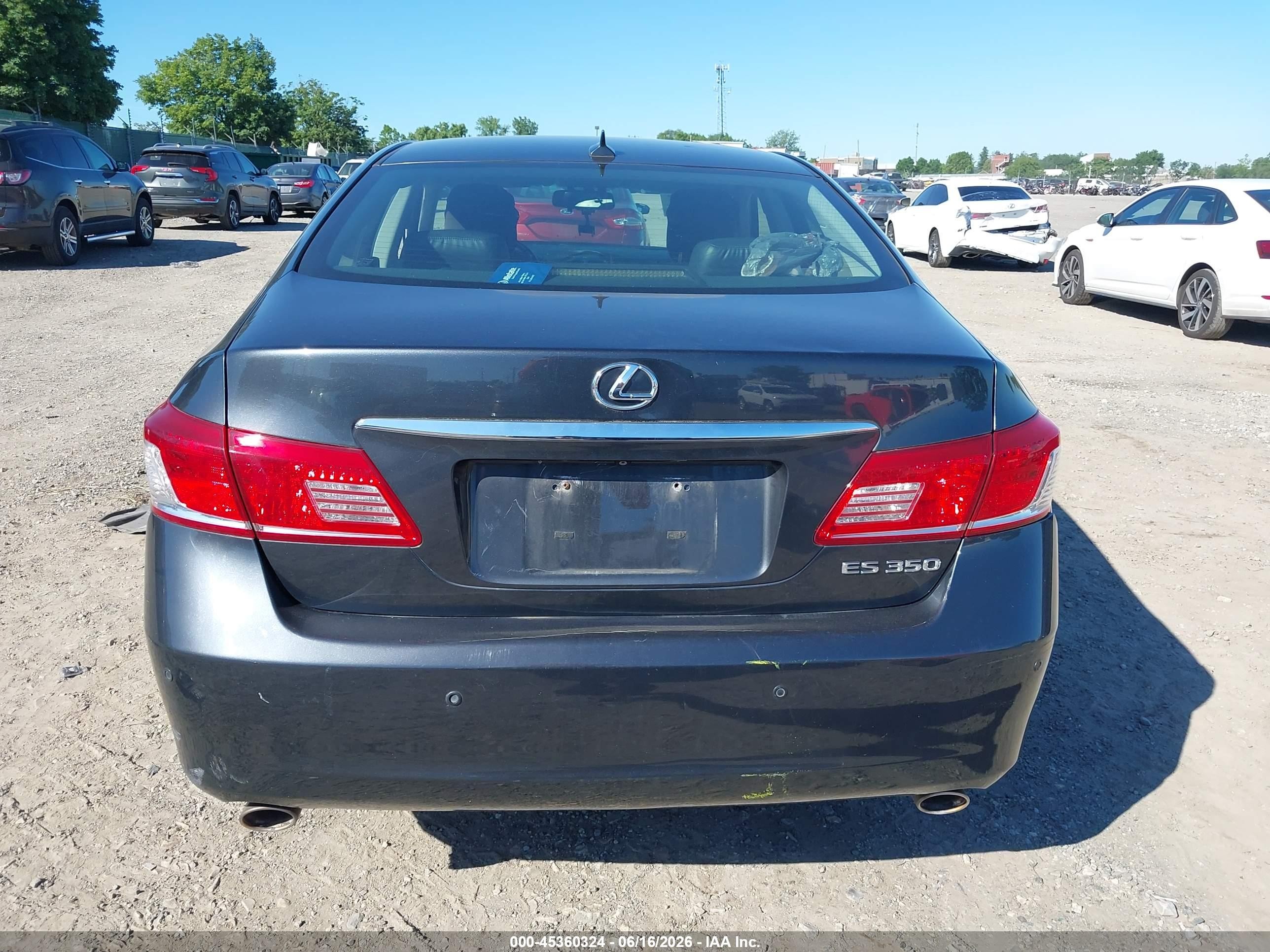 2011 Lexus Es 350   Gray vin: JTHBK1EG4B2462470