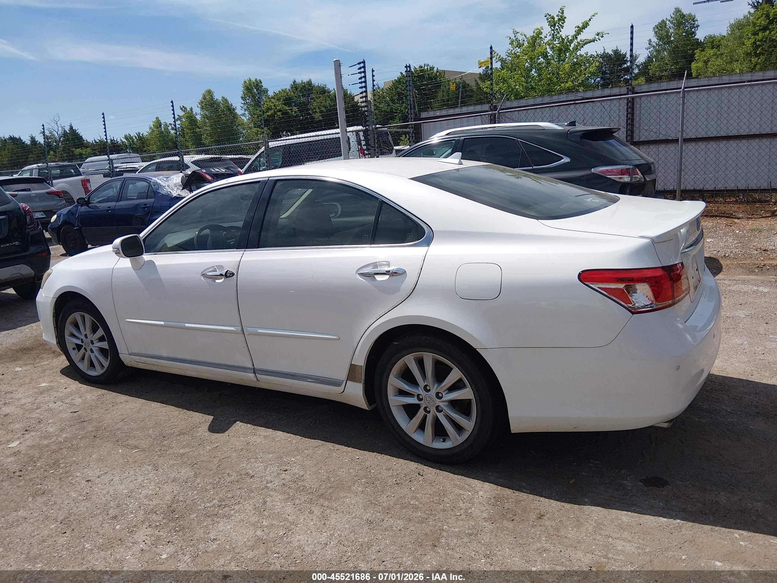 2012 Lexus Es 350   White vin: JTHBK1EG4C2484891