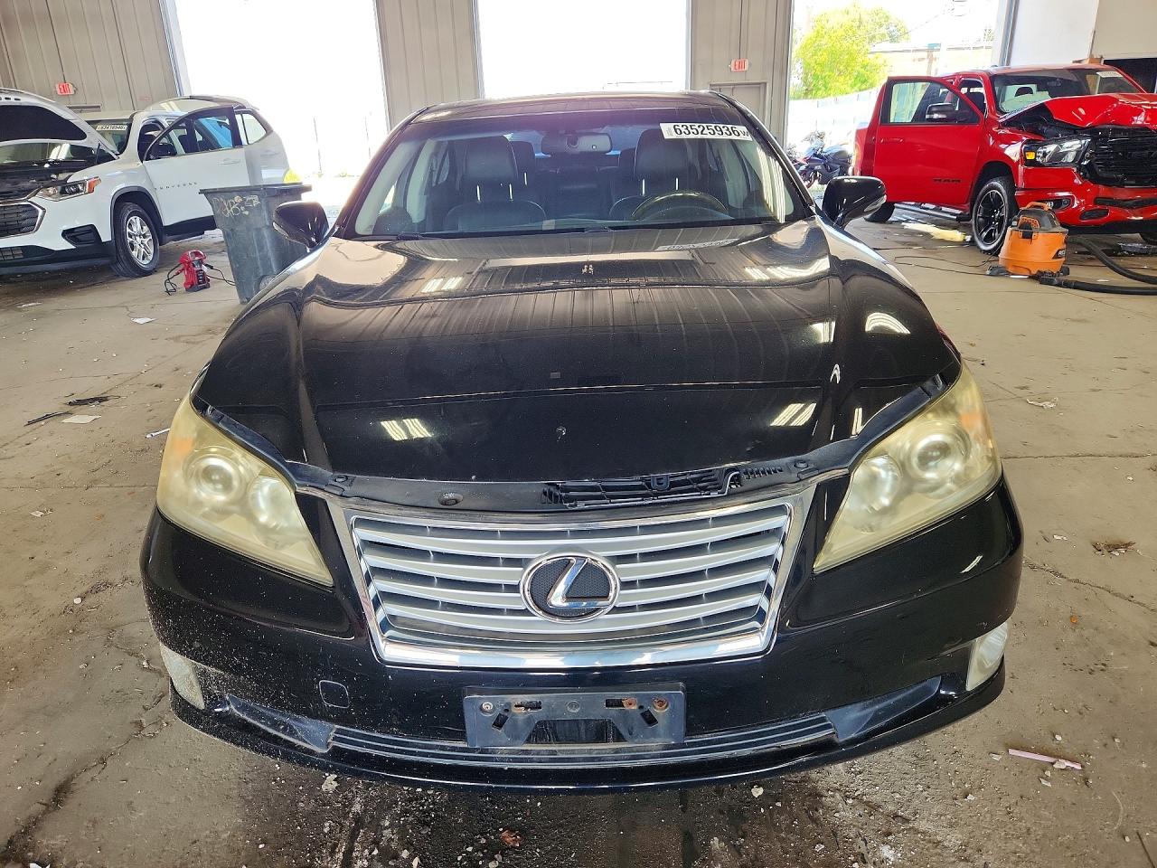 2010 Lexus Es 350 Blue vin: JTHBK1EG5A2346483