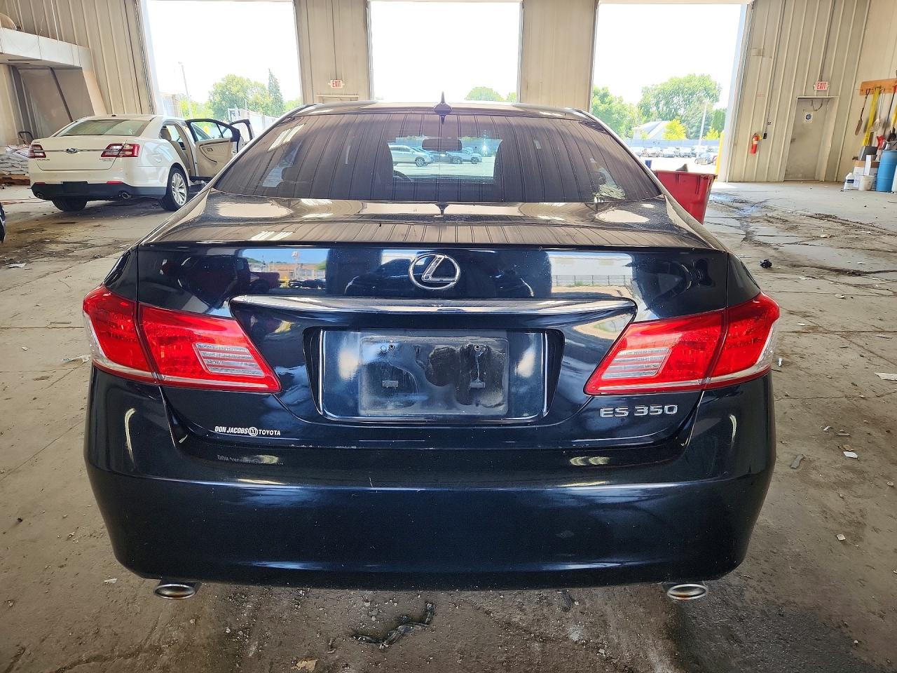 2010 Lexus Es 350 Blue vin: JTHBK1EG5A2346483