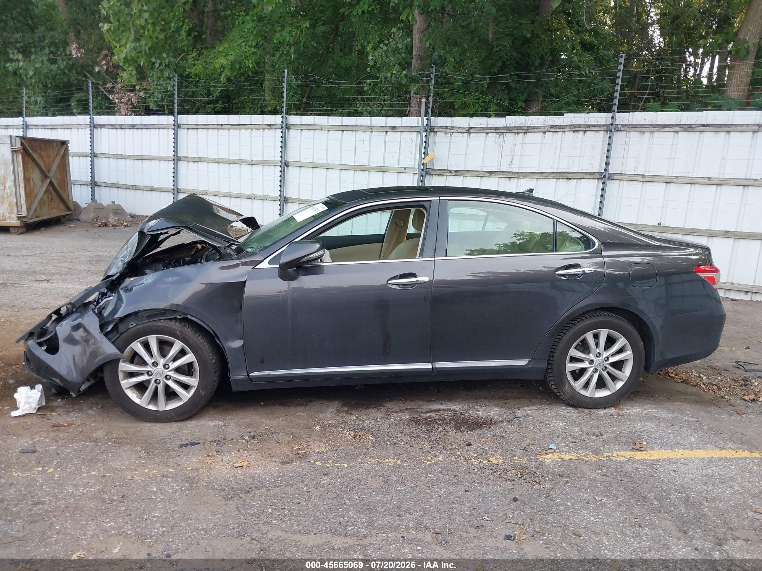 2010 Lexus Es 350   Black vin: JTHBK1EG5A2373537