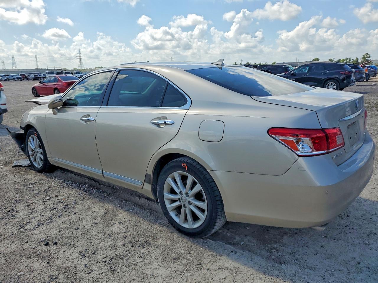 2010 Lexus Es 350 Gold vin: JTHBK1EG5A2394629