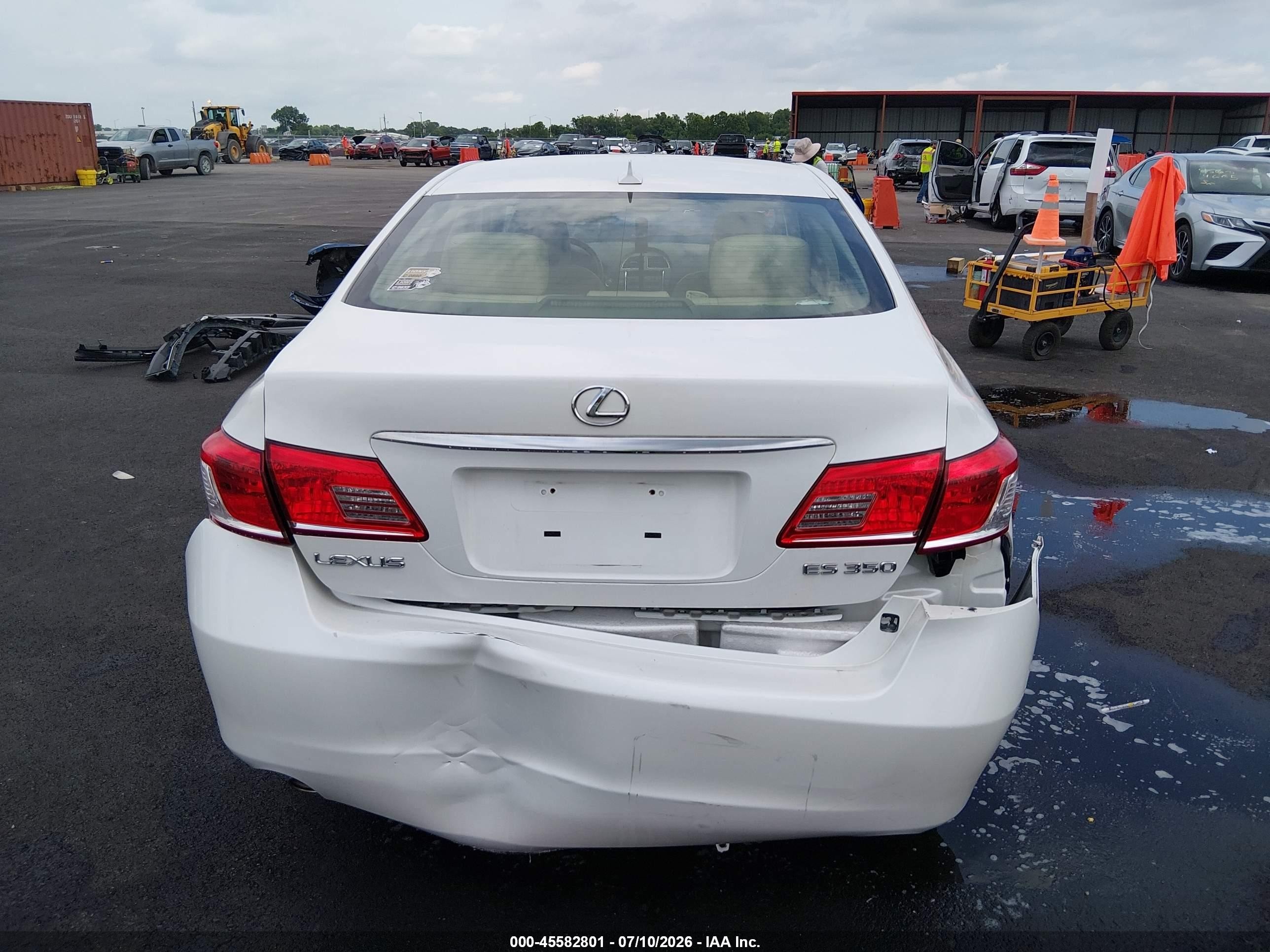 2010 Lexus Es 350   White vin: JTHBK1EG5A2396347