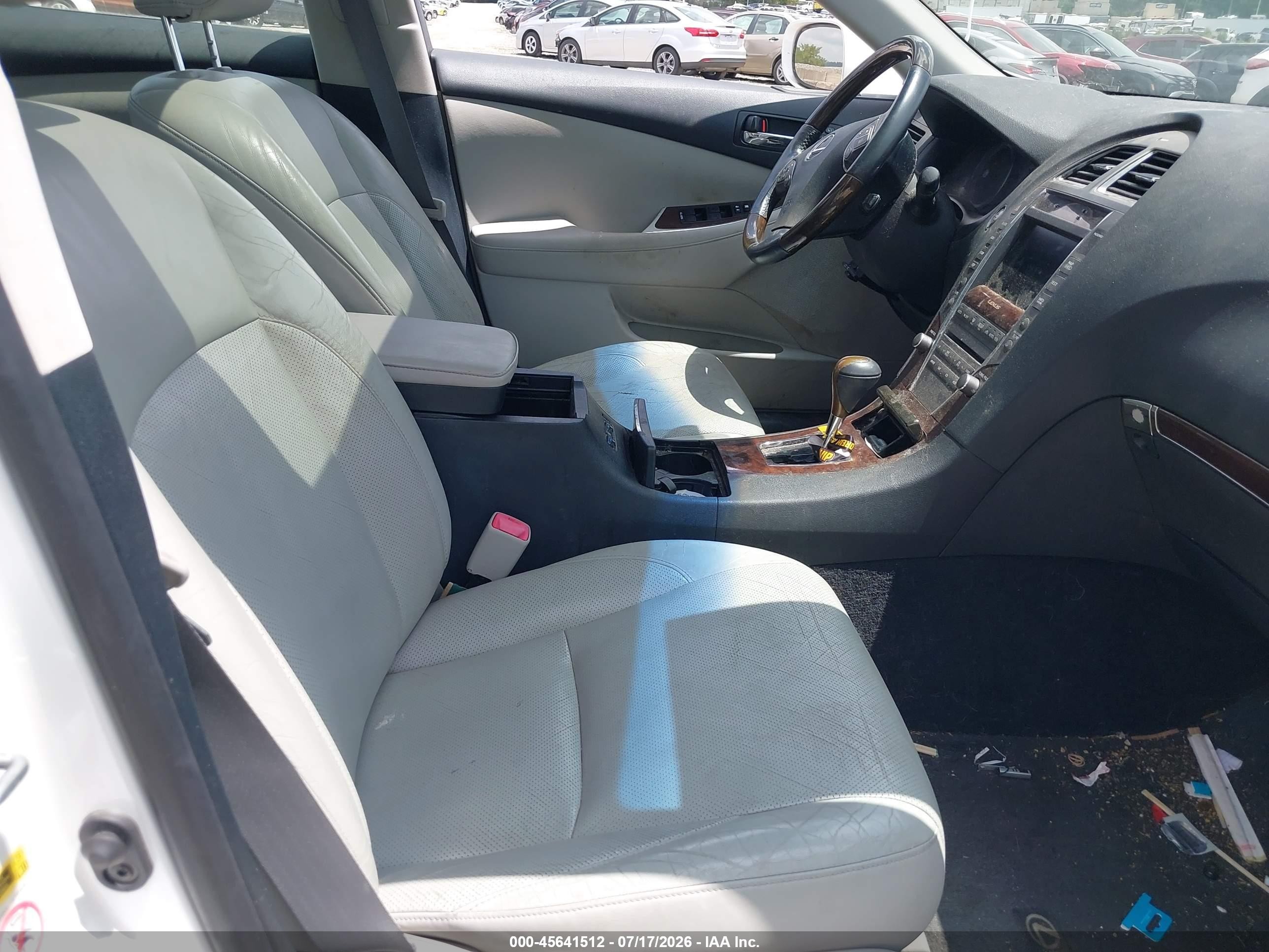 2010 Lexus Es 350   White vin: JTHBK1EG5A2397109