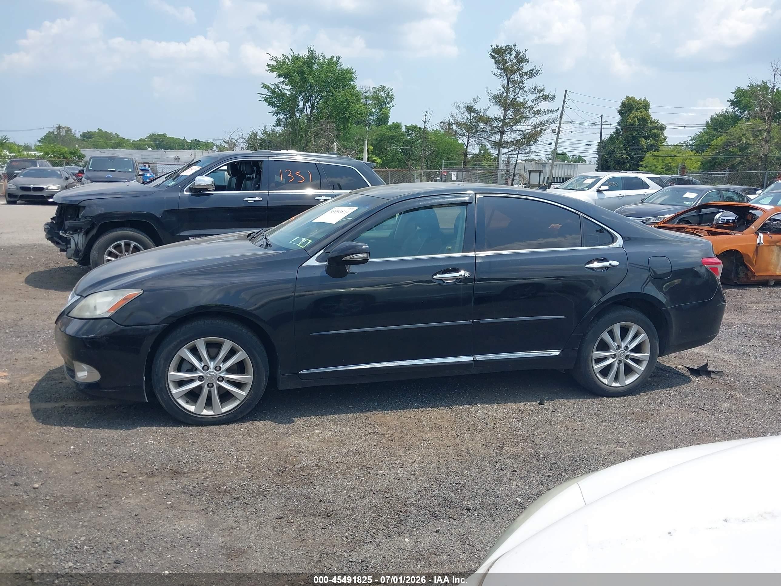 2010 Lexus Es 350   Black vin: JTHBK1EG5A2400378