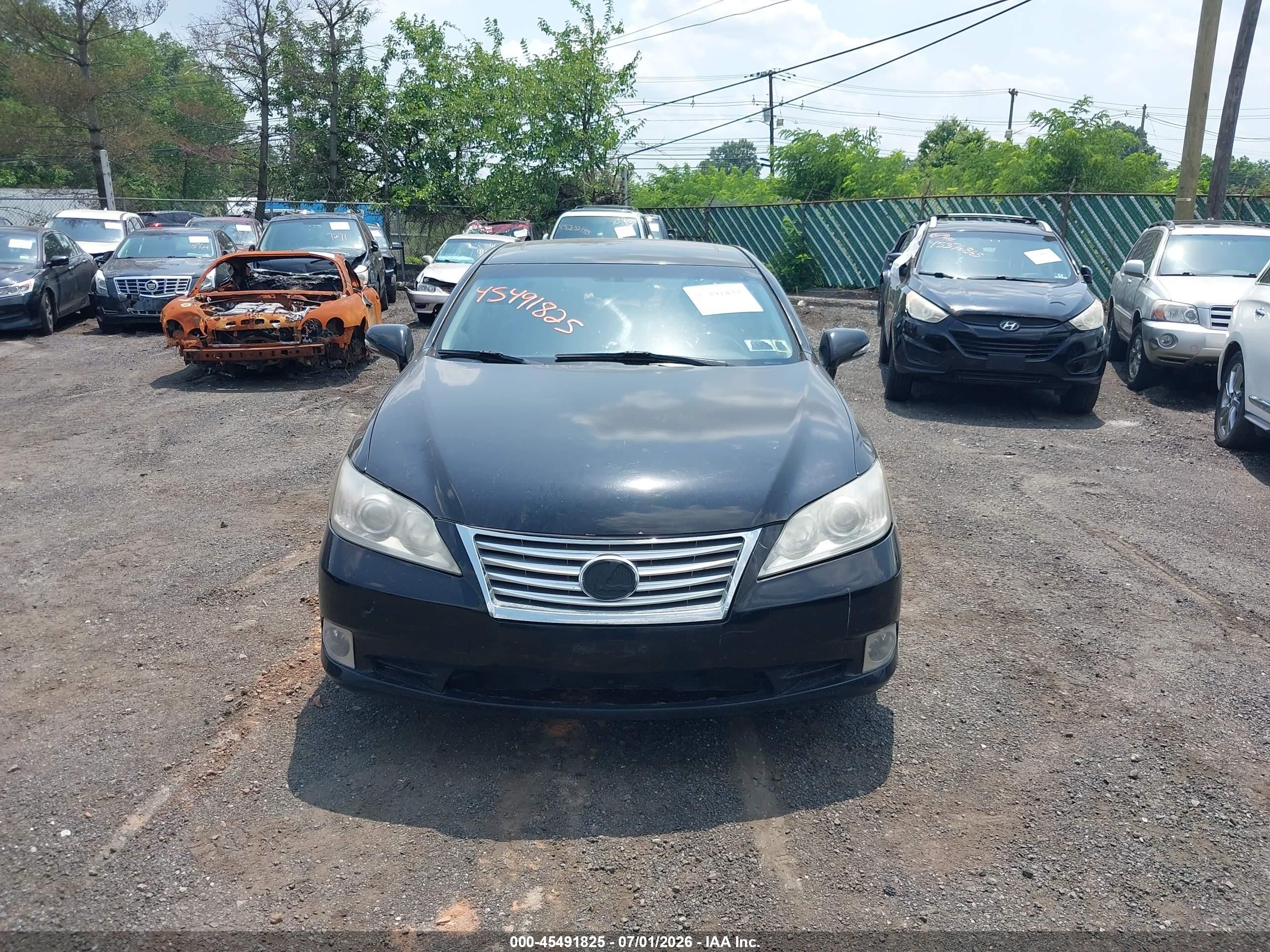 2010 Lexus Es 350   Black vin: JTHBK1EG5A2400378