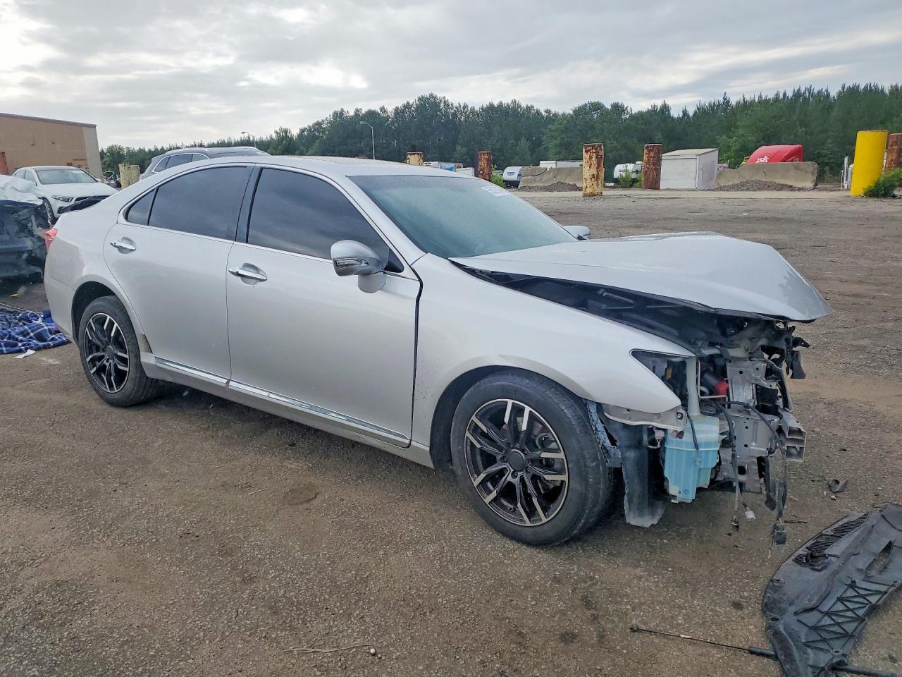 2010 Lexus Es 350 Silver vin: JTHBK1EG5A2407217