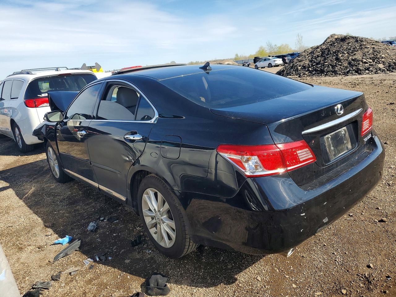 2011 Lexus Es 350 Black vin: JTHBK1EG5B2420373
