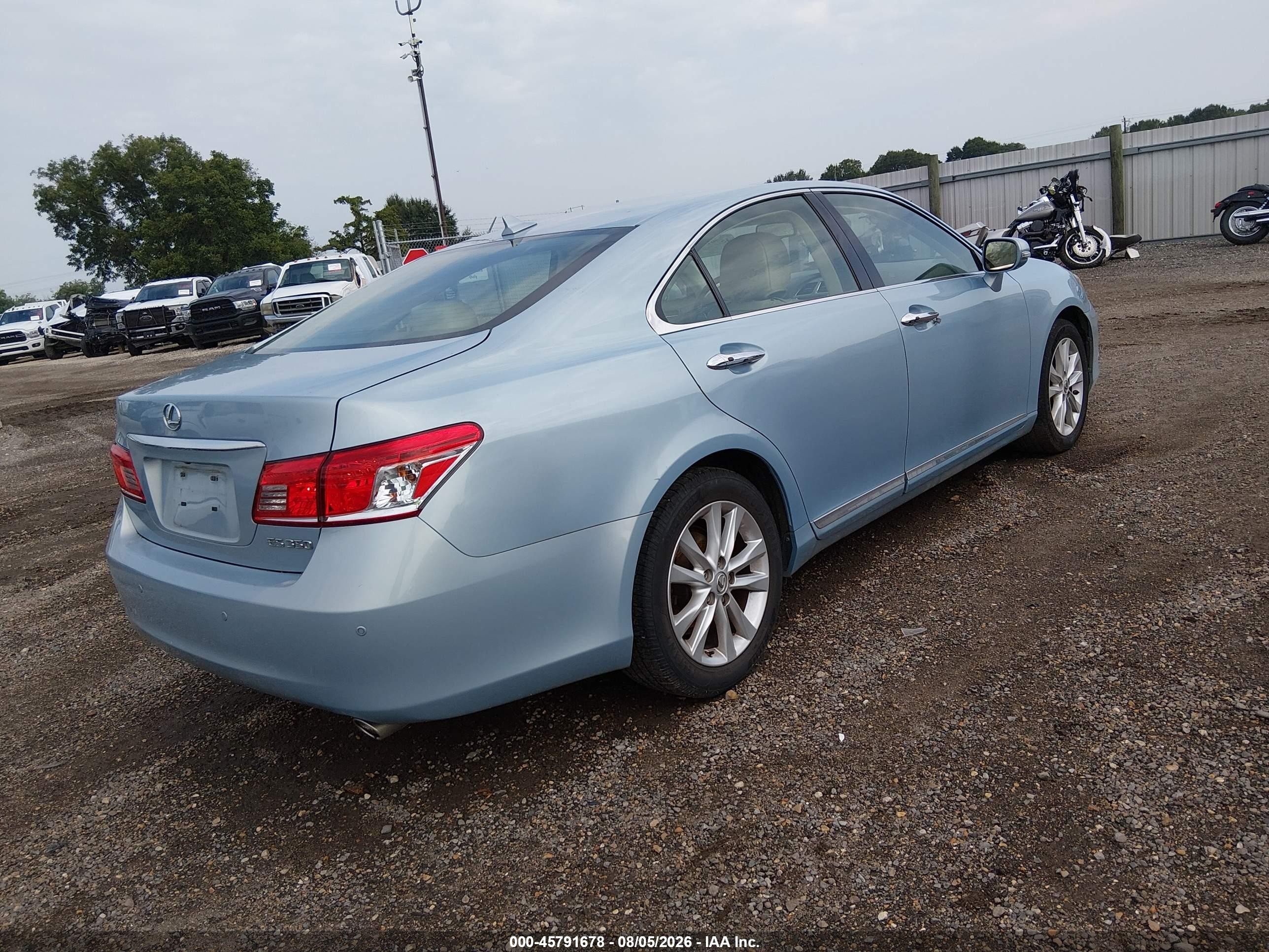 2011 Lexus Es 350   Blue vin: JTHBK1EG5B2426321