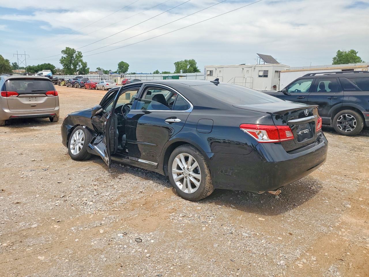 2011 Lexus Es 350 Черный vin: JTHBK1EG5B2426481