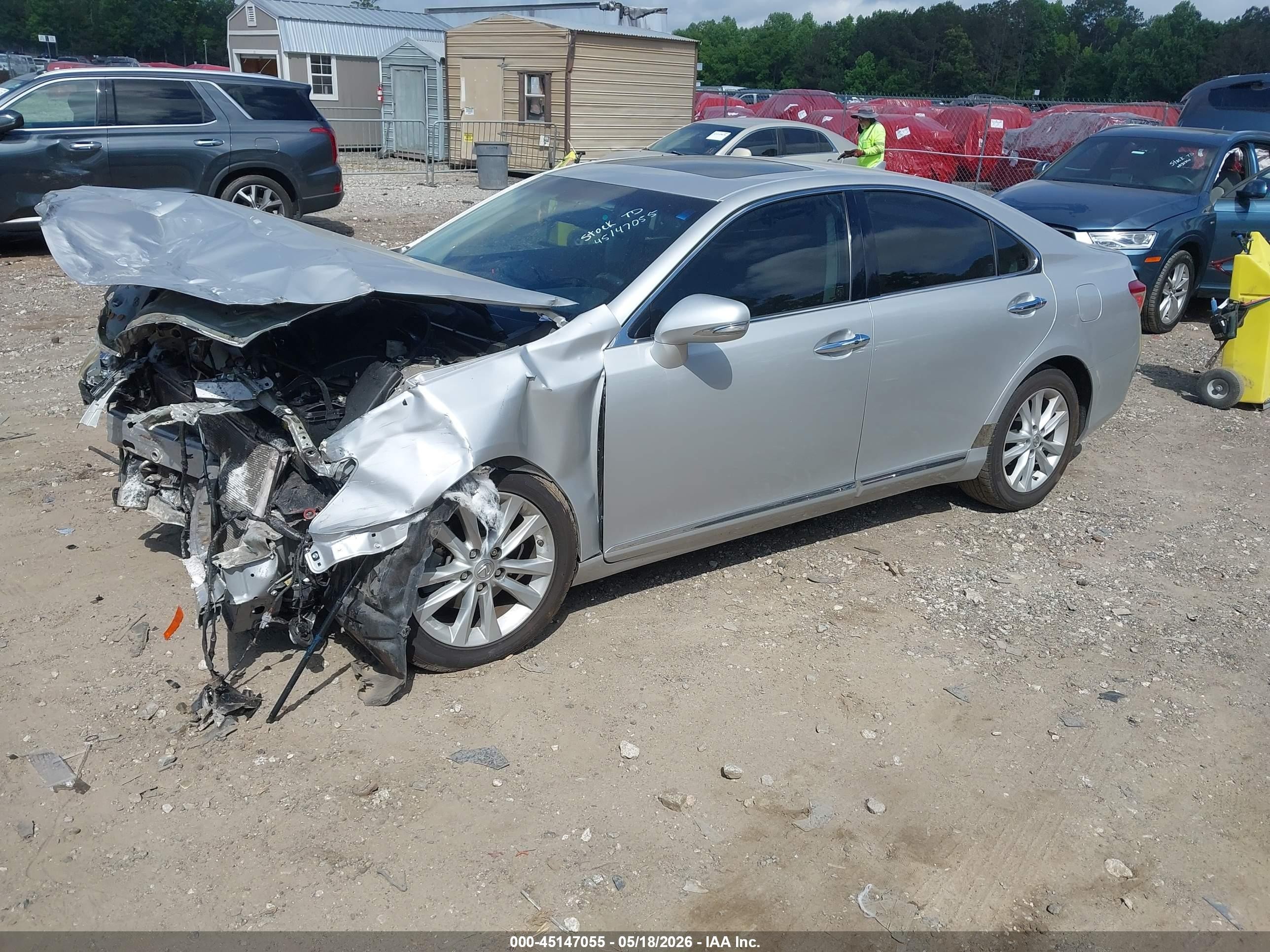 2011 Lexus Es 350   Silver vin: JTHBK1EG5B2444625