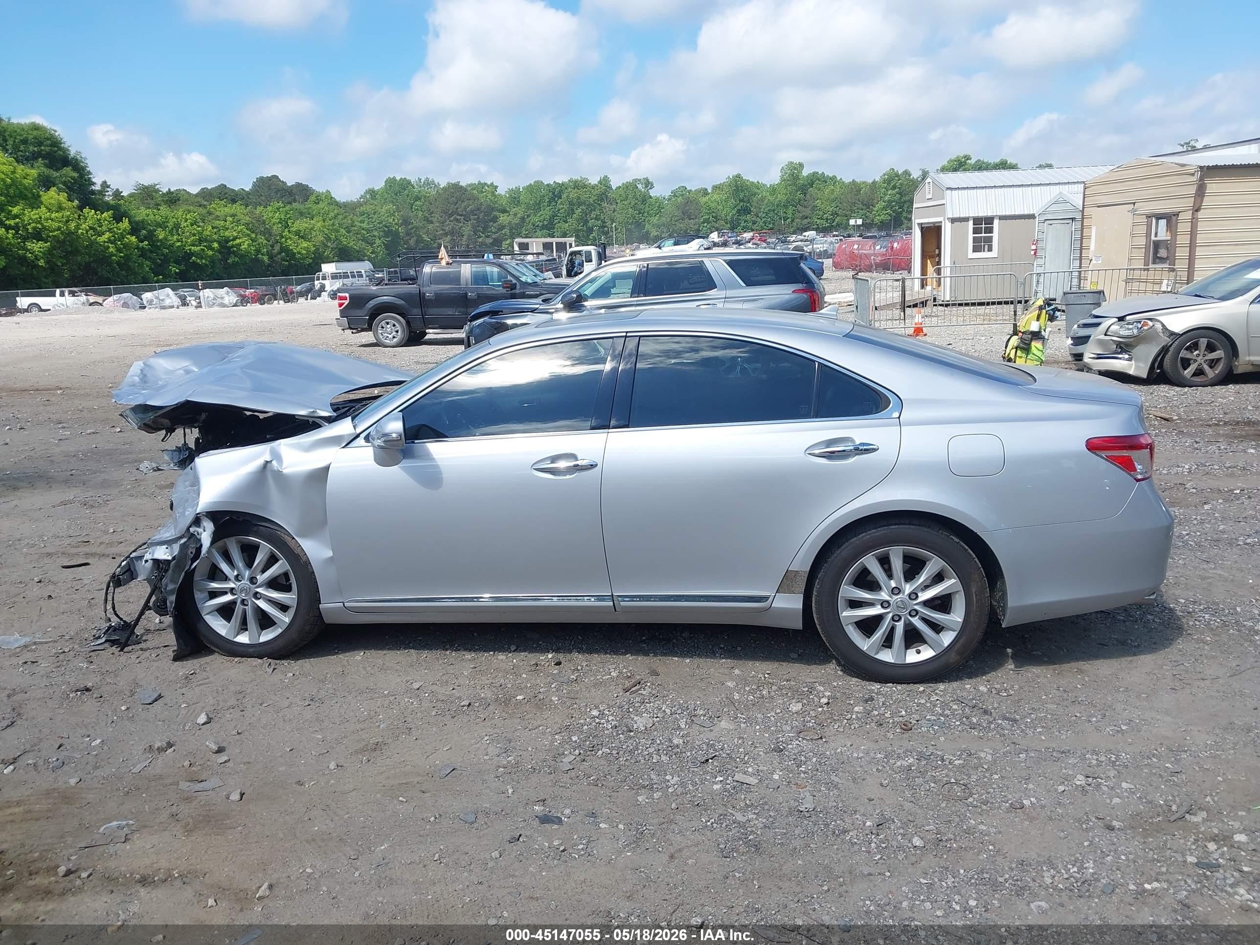 2011 Lexus Es 350   Silver vin: JTHBK1EG5B2444625