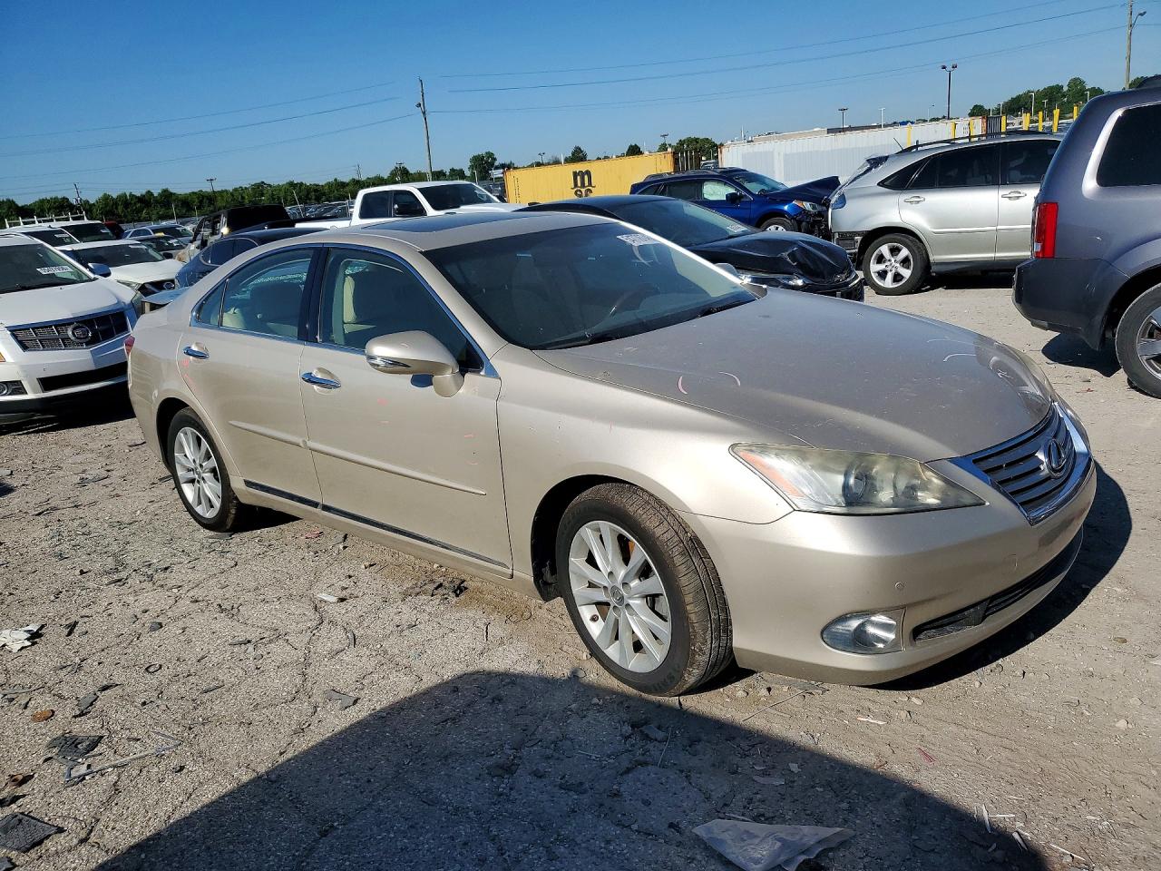 2011 Lexus Es 350 Gold vin: JTHBK1EG5B2446617