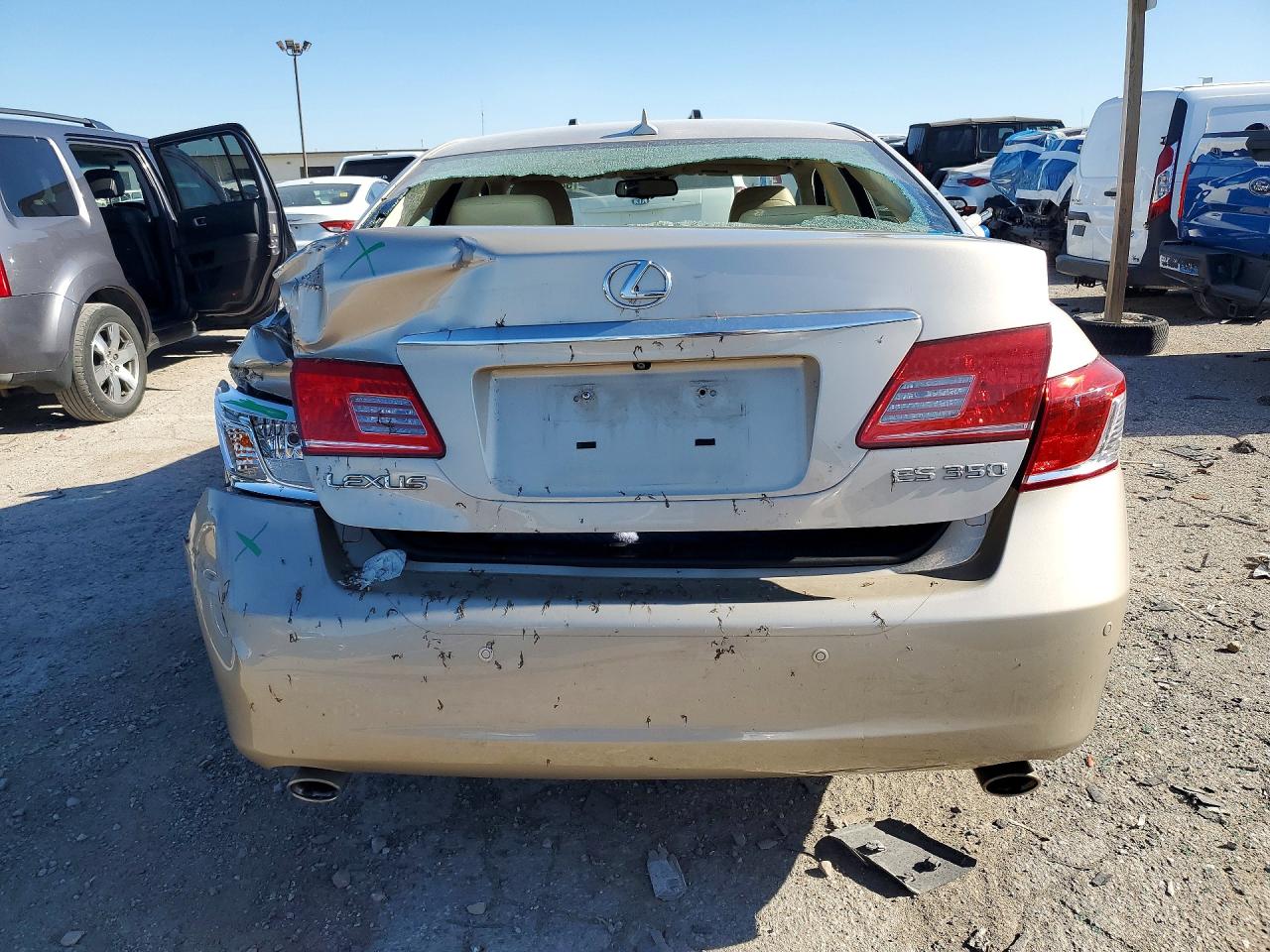2011 Lexus Es 350 Gold vin: JTHBK1EG5B2446617