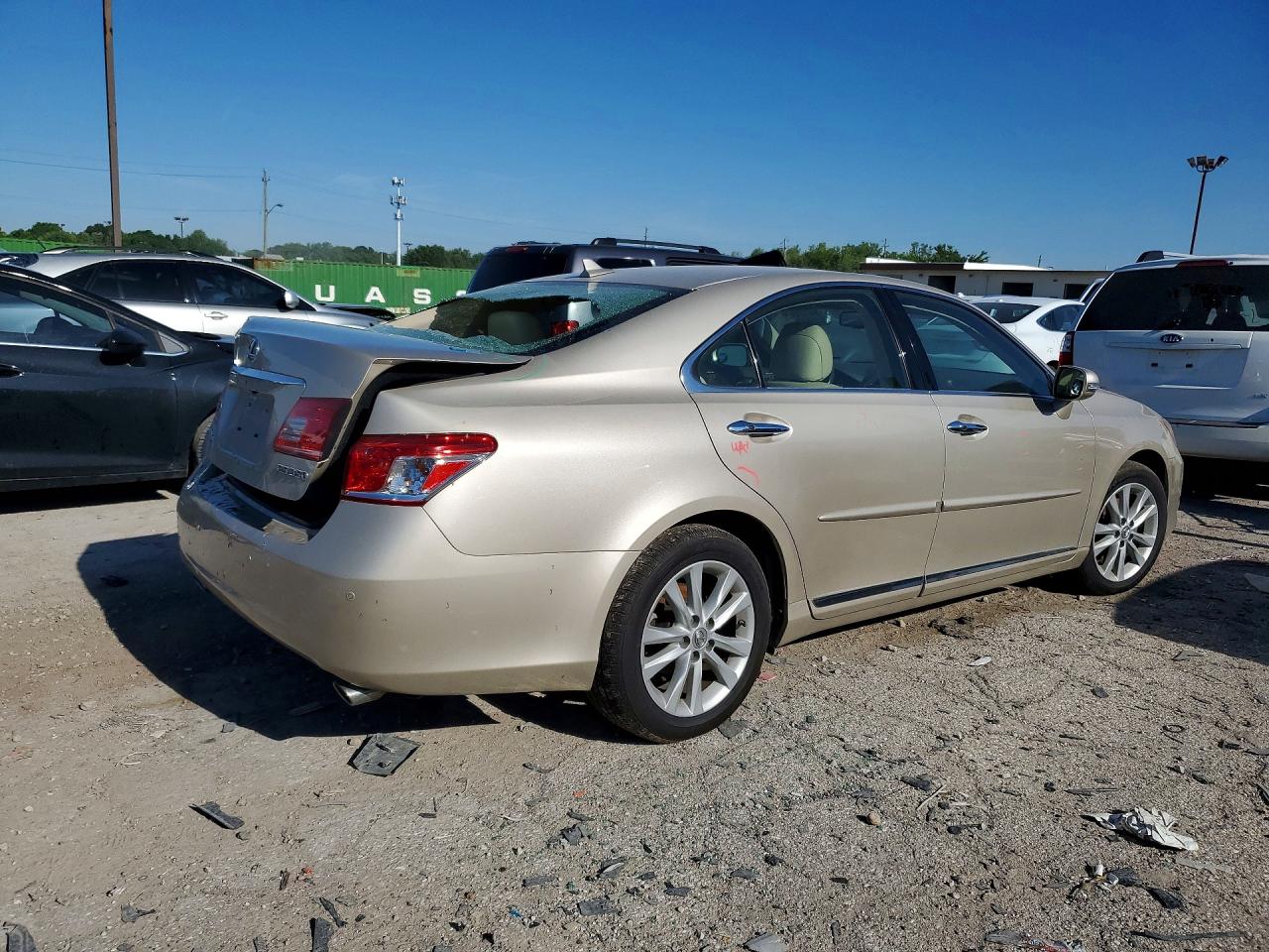 2011 Lexus Es 350 Gold vin: JTHBK1EG5B2446617