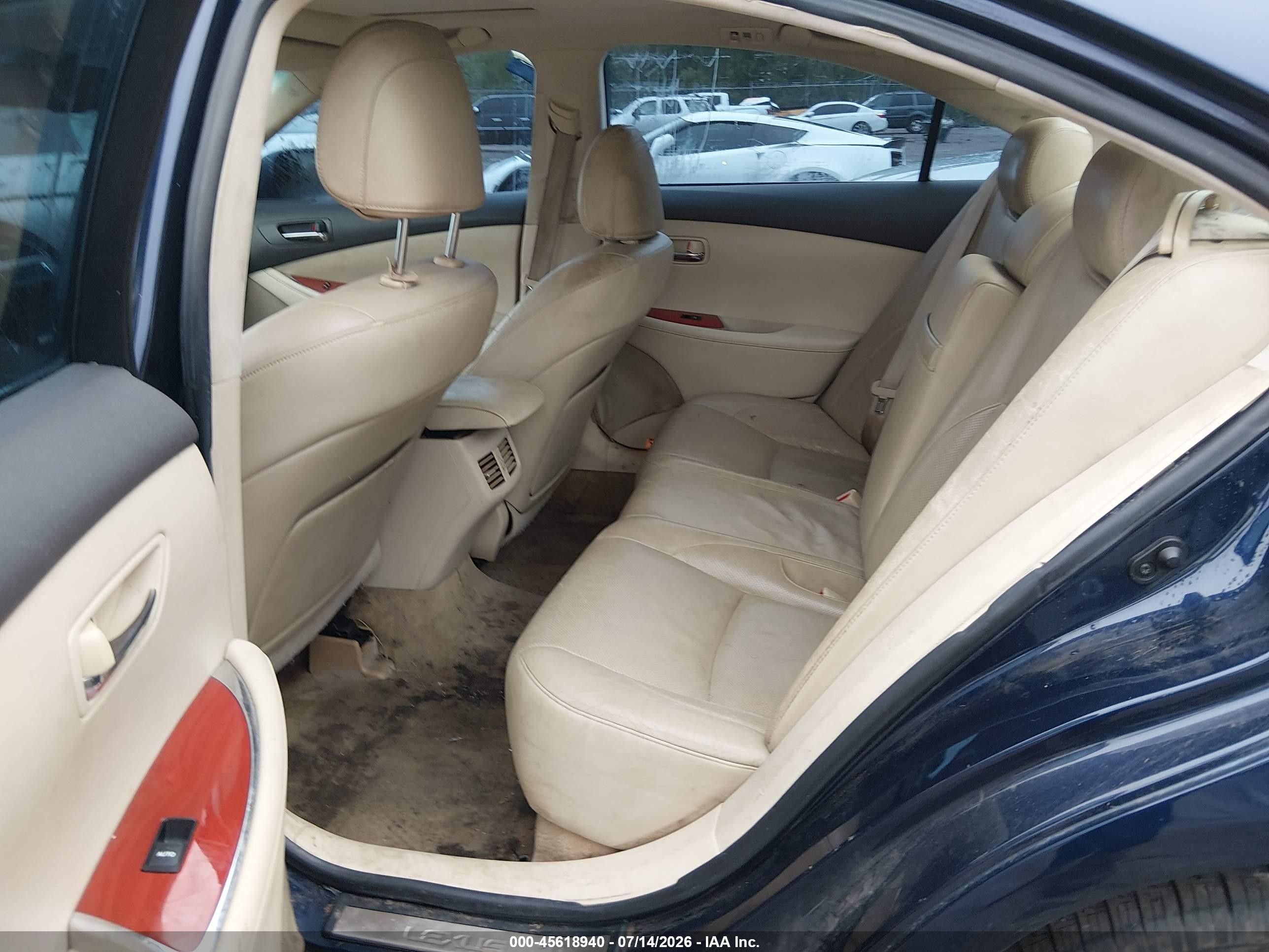 2011 Lexus Es 350   Blue vin: JTHBK1EG5B2454104