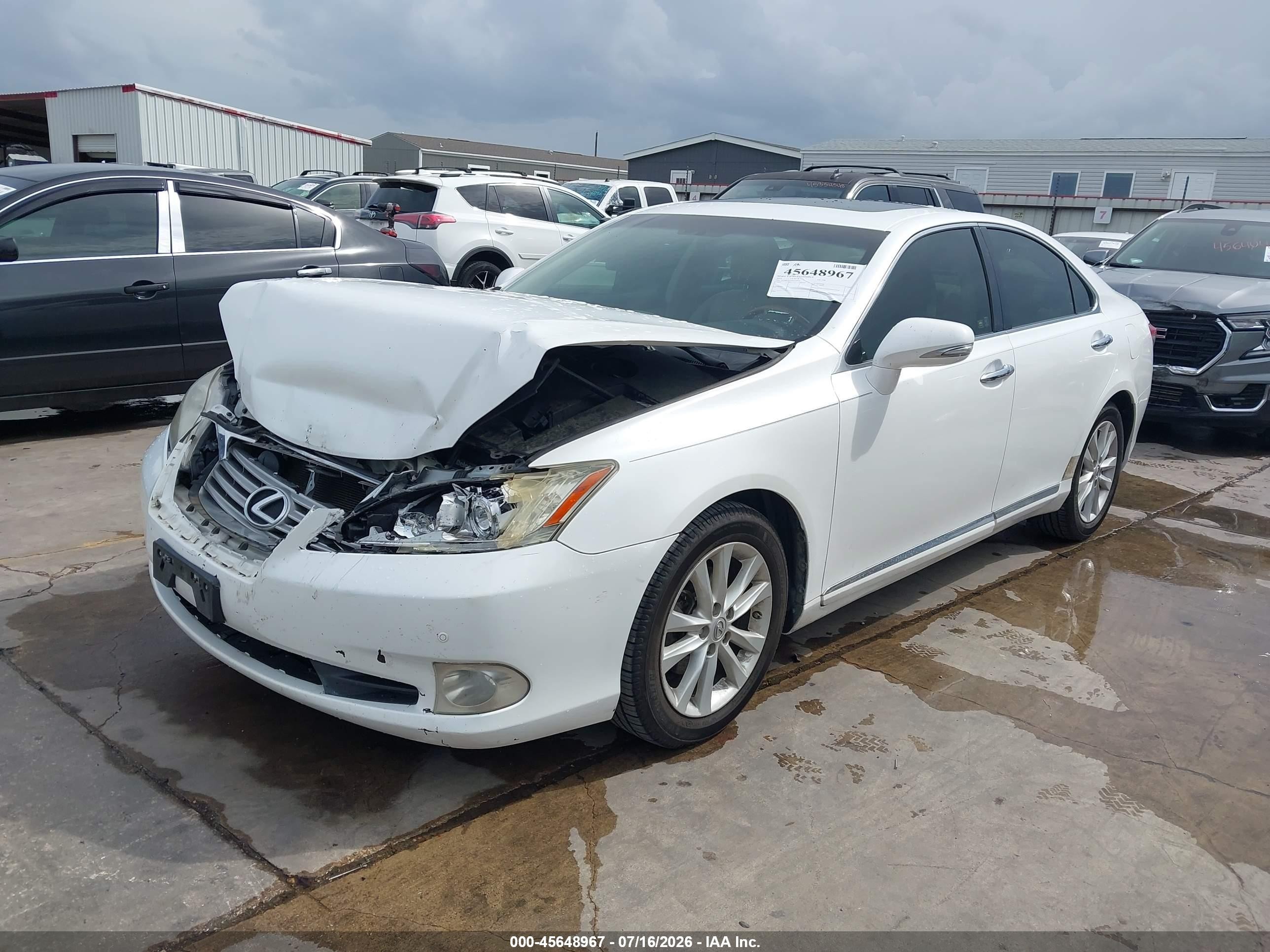 2011 Lexus Es 350   White vin: JTHBK1EG5B2454524