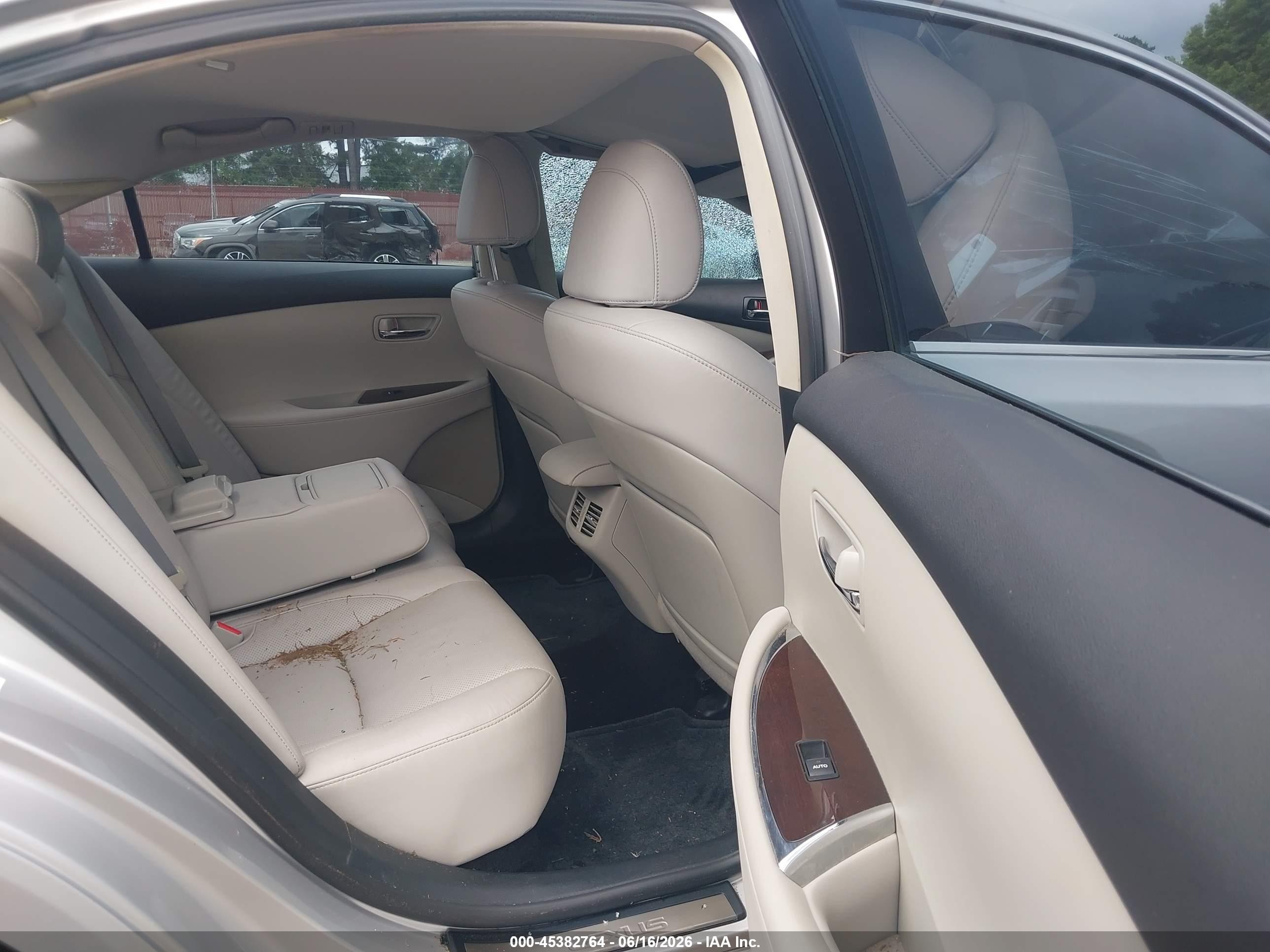 2011 Lexus Es 350   Silver vin: JTHBK1EG5B2458296