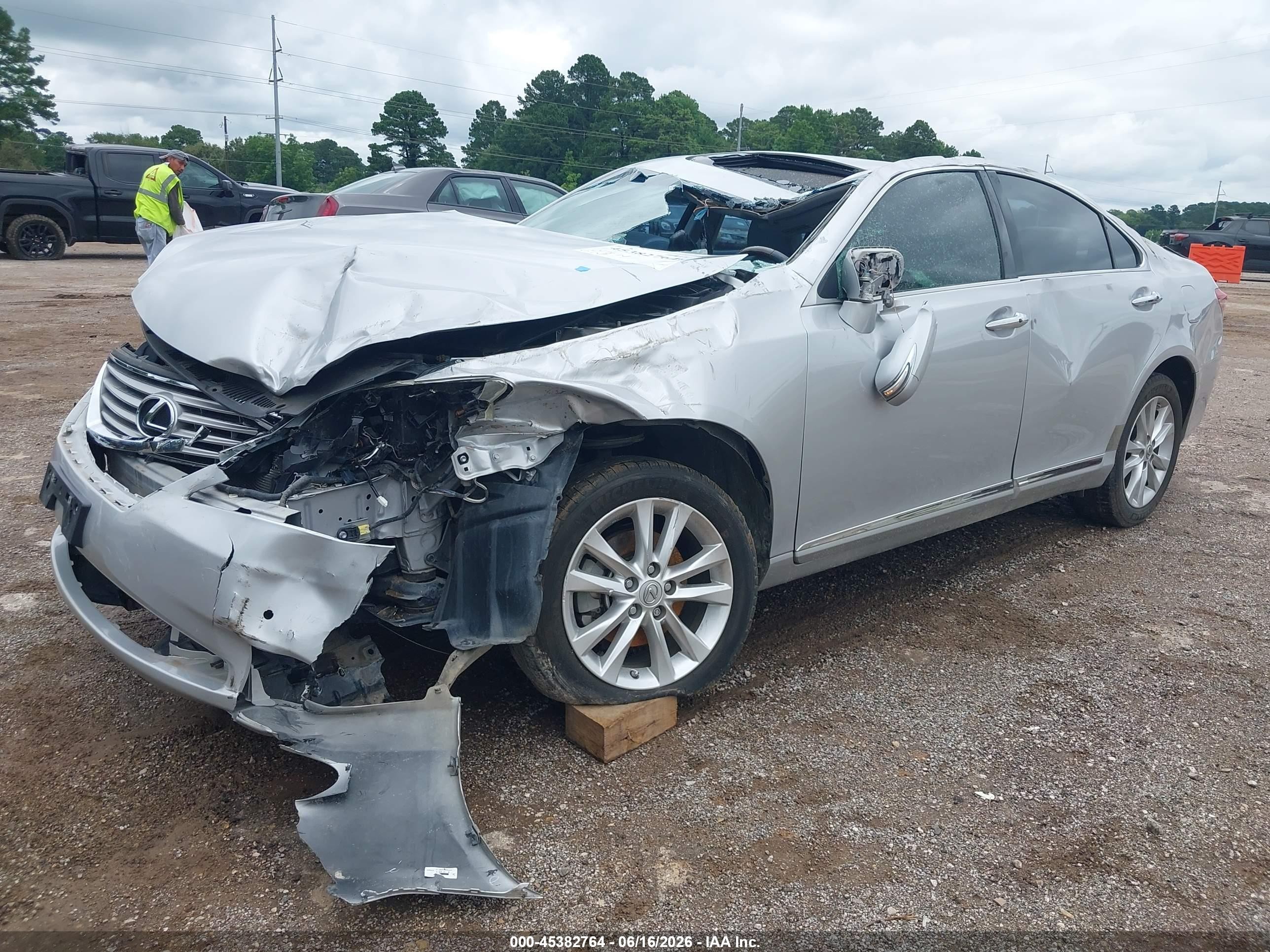 2011 Lexus Es 350   Silver vin: JTHBK1EG5B2458296