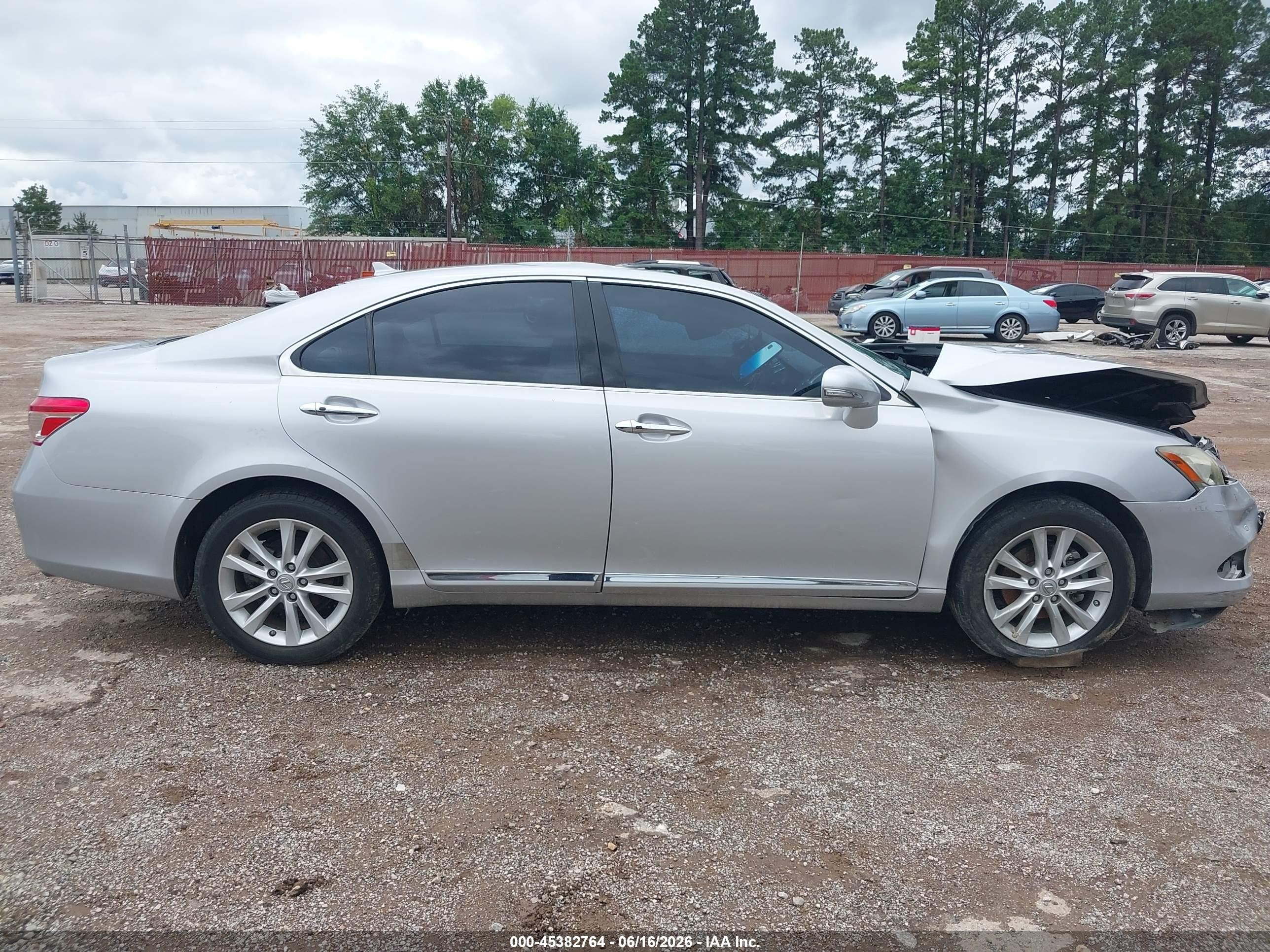 2011 Lexus Es 350   Silver vin: JTHBK1EG5B2458296