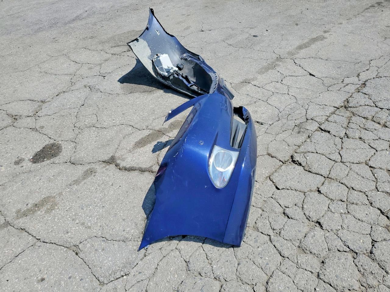 2011 Lexus Es 350 Blue vin: JTHBK1EG5B2464874