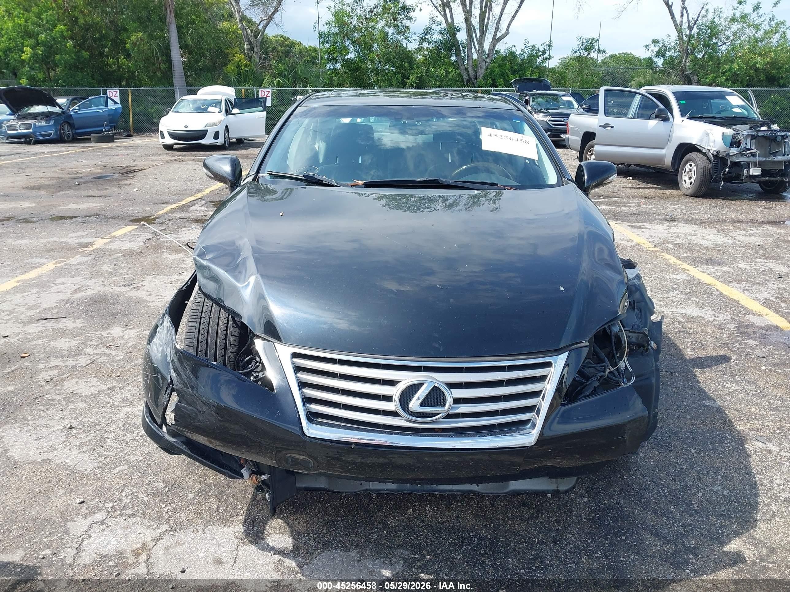 2011 Lexus Es 350   Черный vin: JTHBK1EG5B2466690