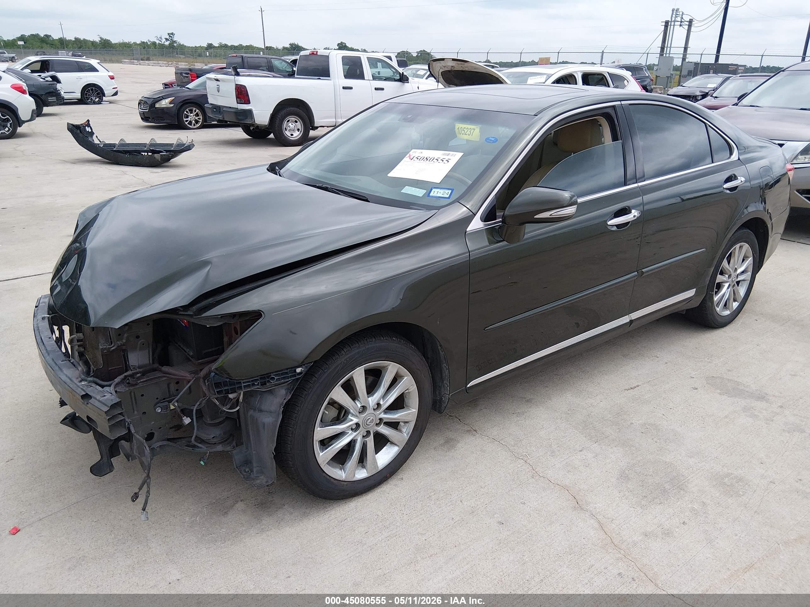 2011 Lexus Es 350   Зеленый vin: JTHBK1EG5B2469797