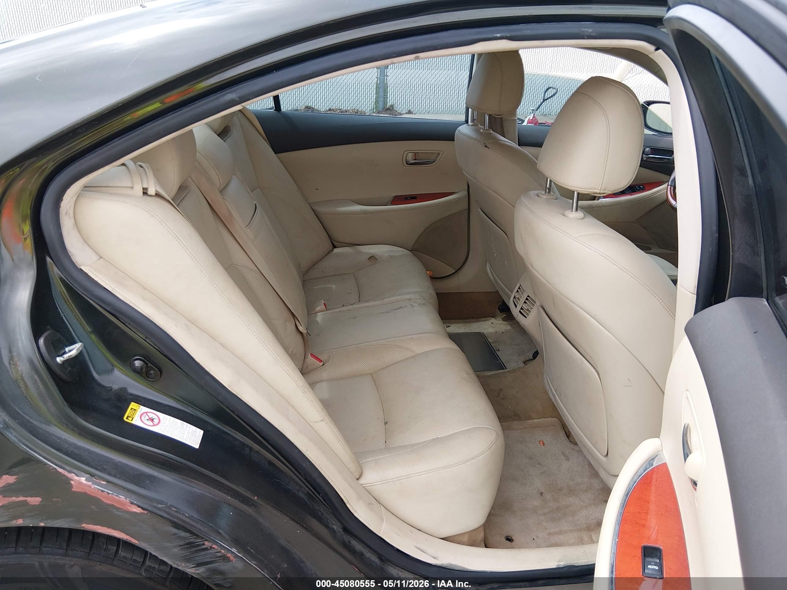 2011 Lexus Es 350   Зеленый vin: JTHBK1EG5B2469797